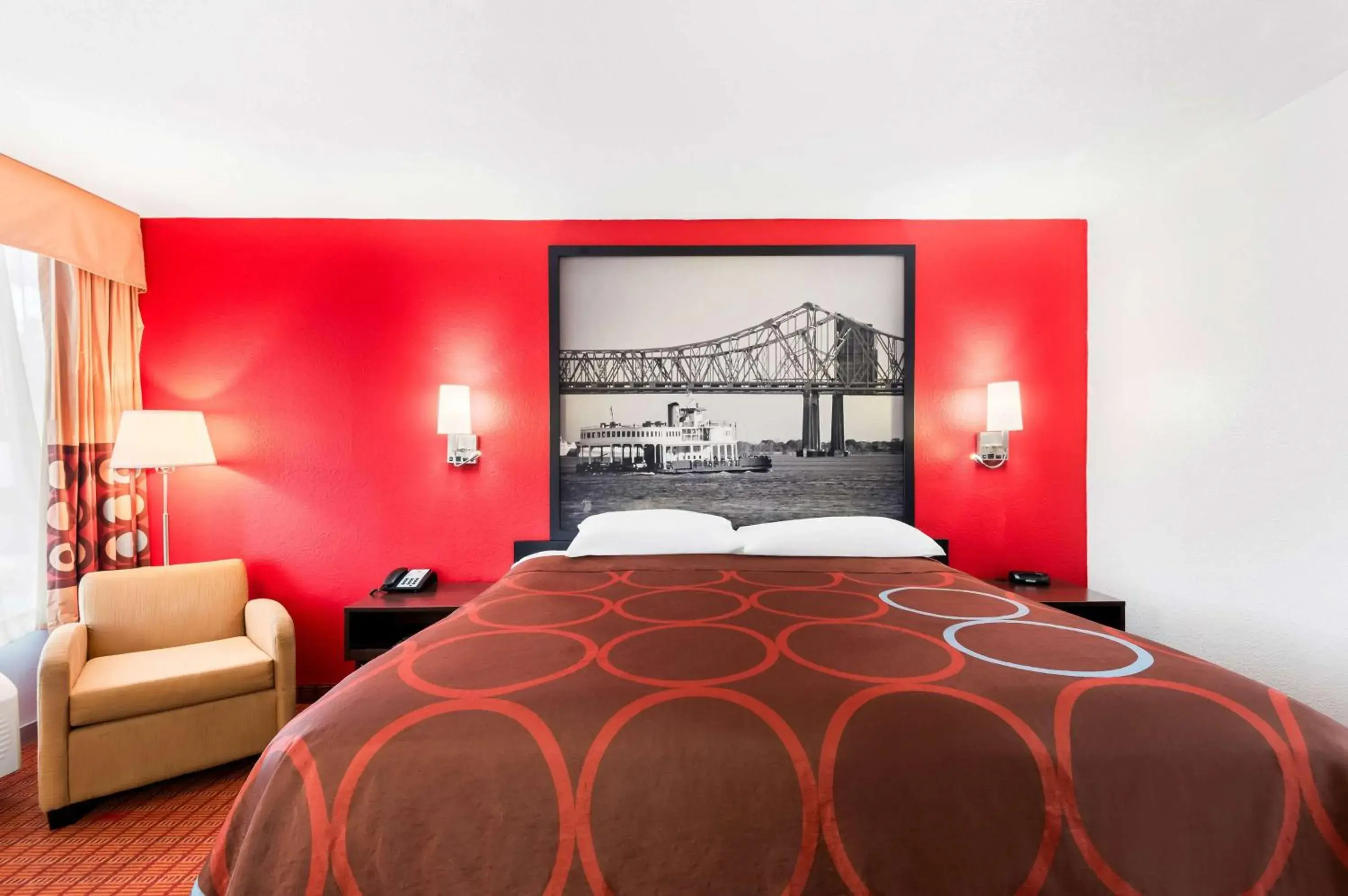 Photo of the whole room, Bed in Super 8 by Wyndham Baton Rouge/I-10 Photo of the whole room, Bed in Super 8 by Wyndham Baton Rouge/I-10