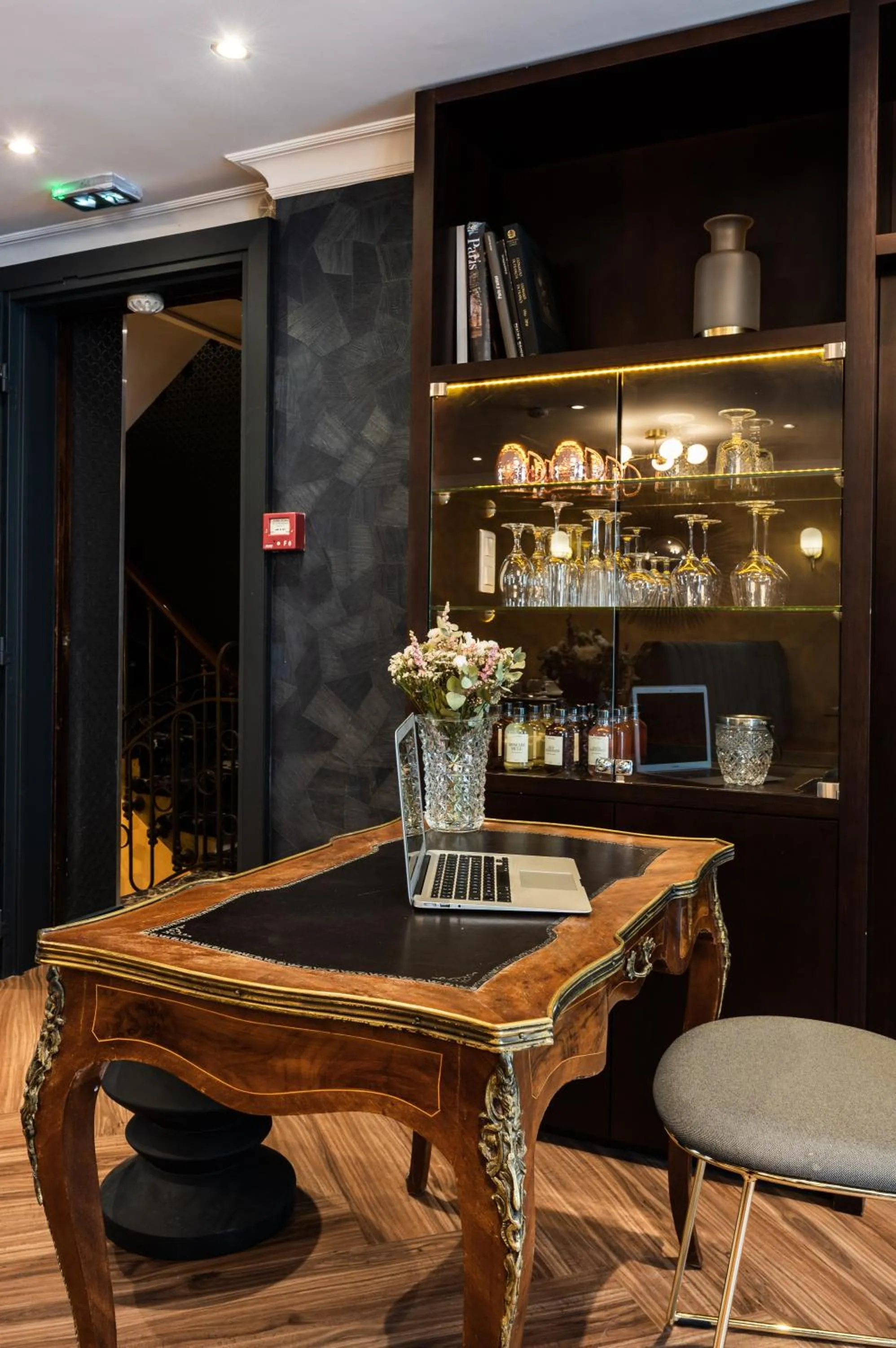 Breakfast in Royal Saint Germain