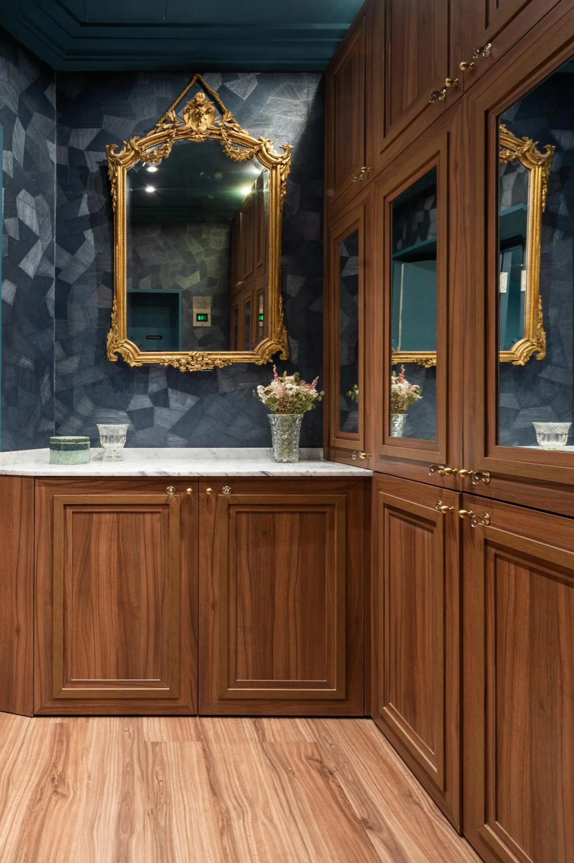 Lobby or reception in Royal Saint Germain