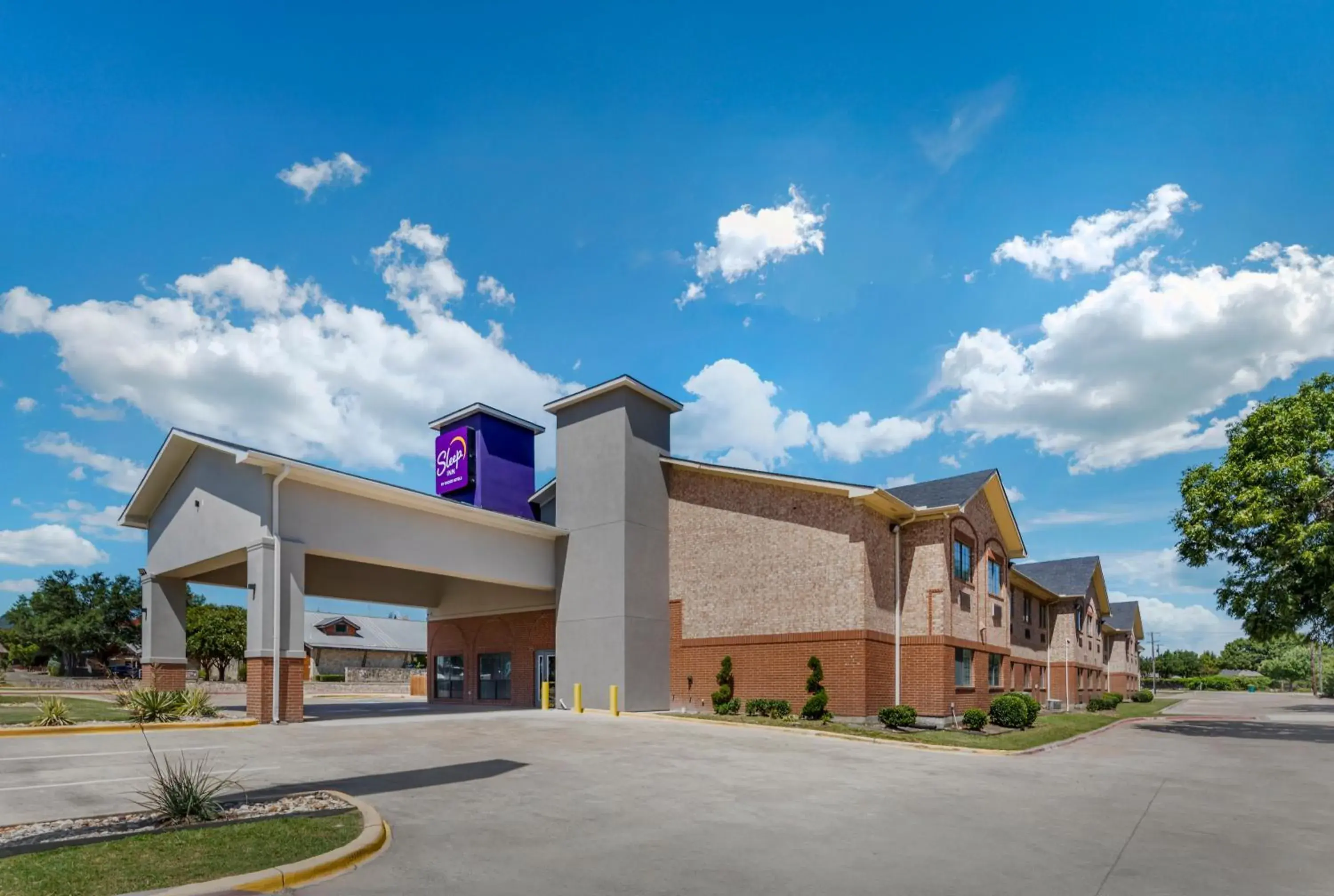 Property building in Sleep Inn Property building in Sleep Inn