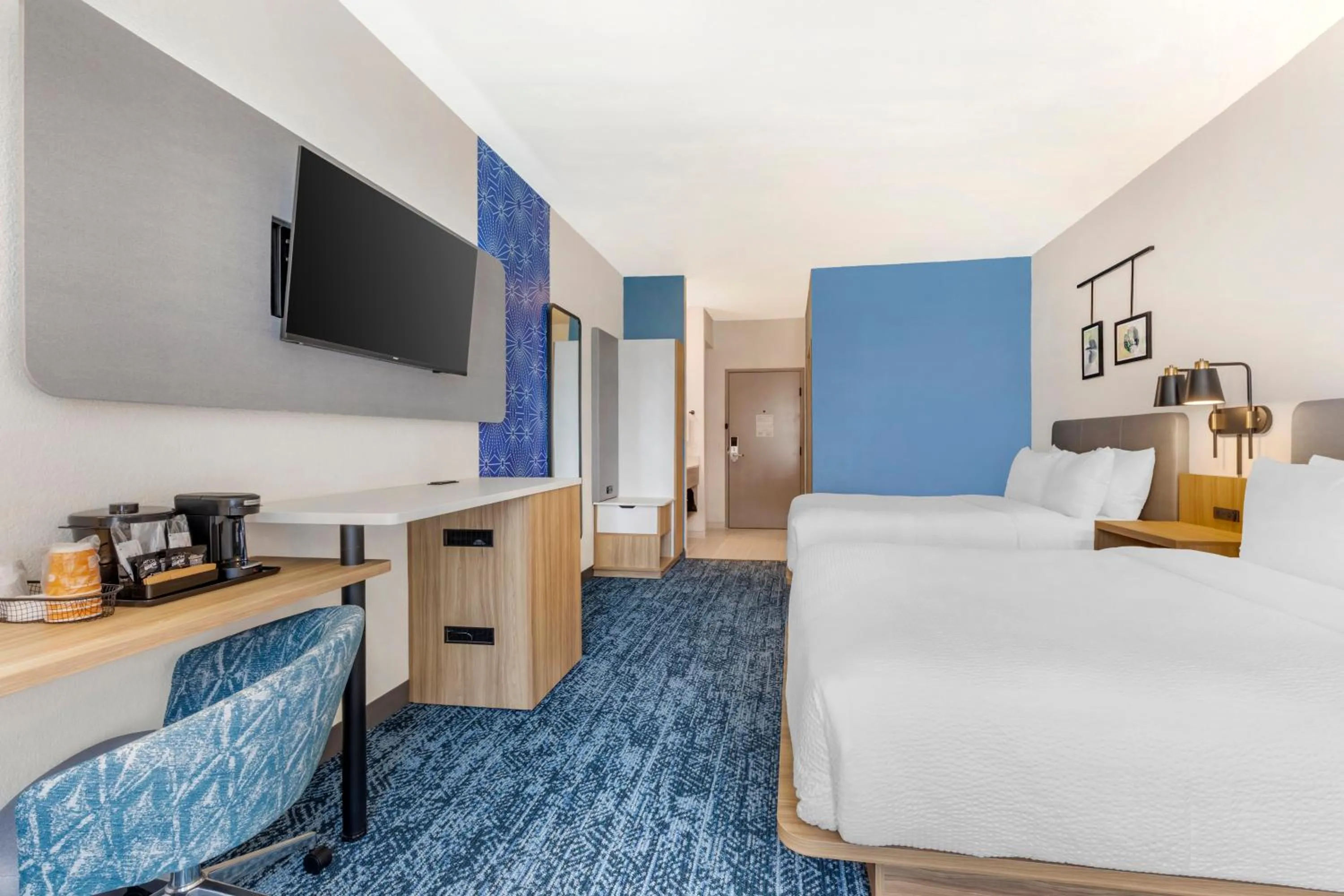 Bedroom, Bed in Sleep Inn