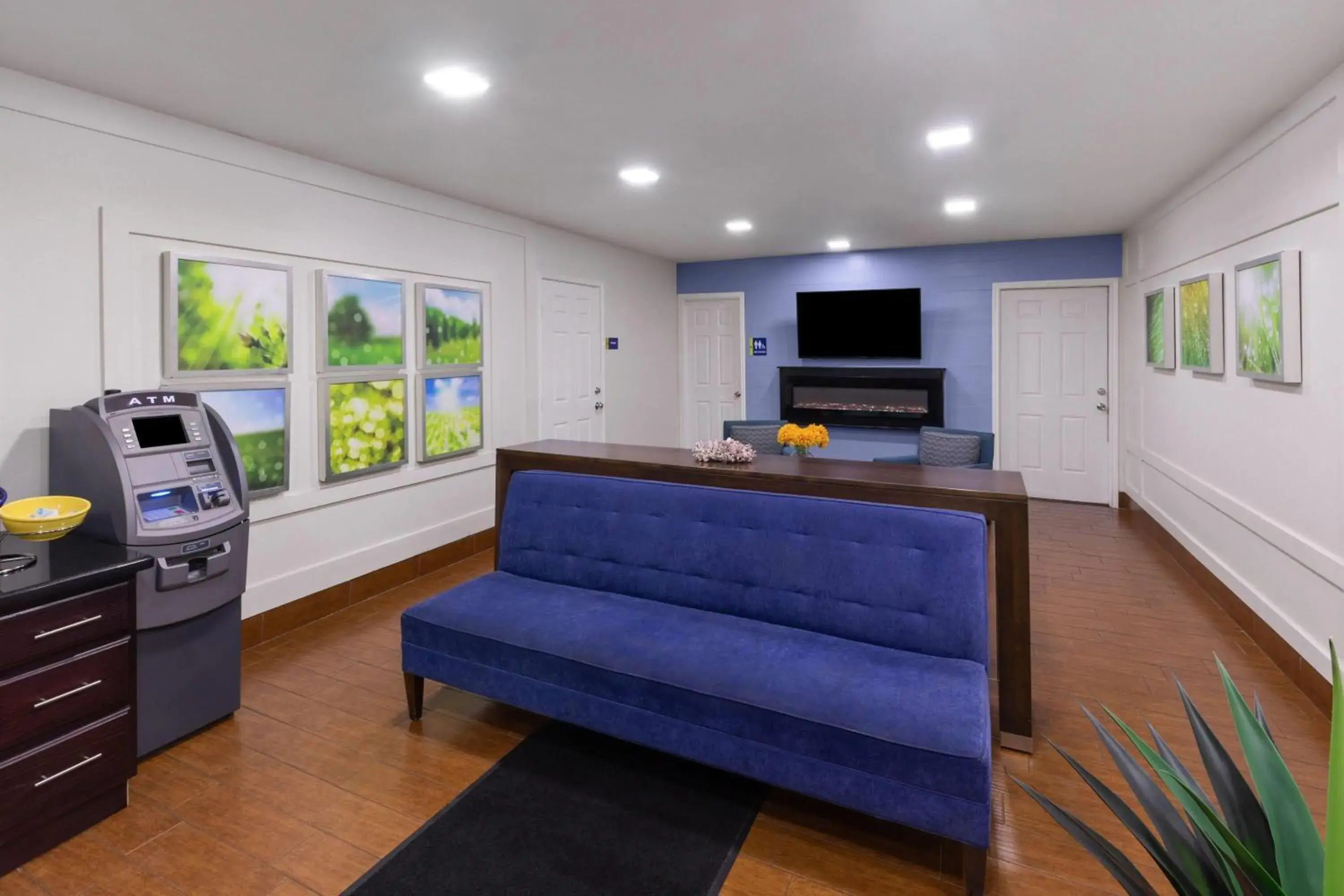 Lobby or reception in Days Inn by Wyndham Aransas Pass Lobby or reception in Days Inn by Wyndham Aransas Pass