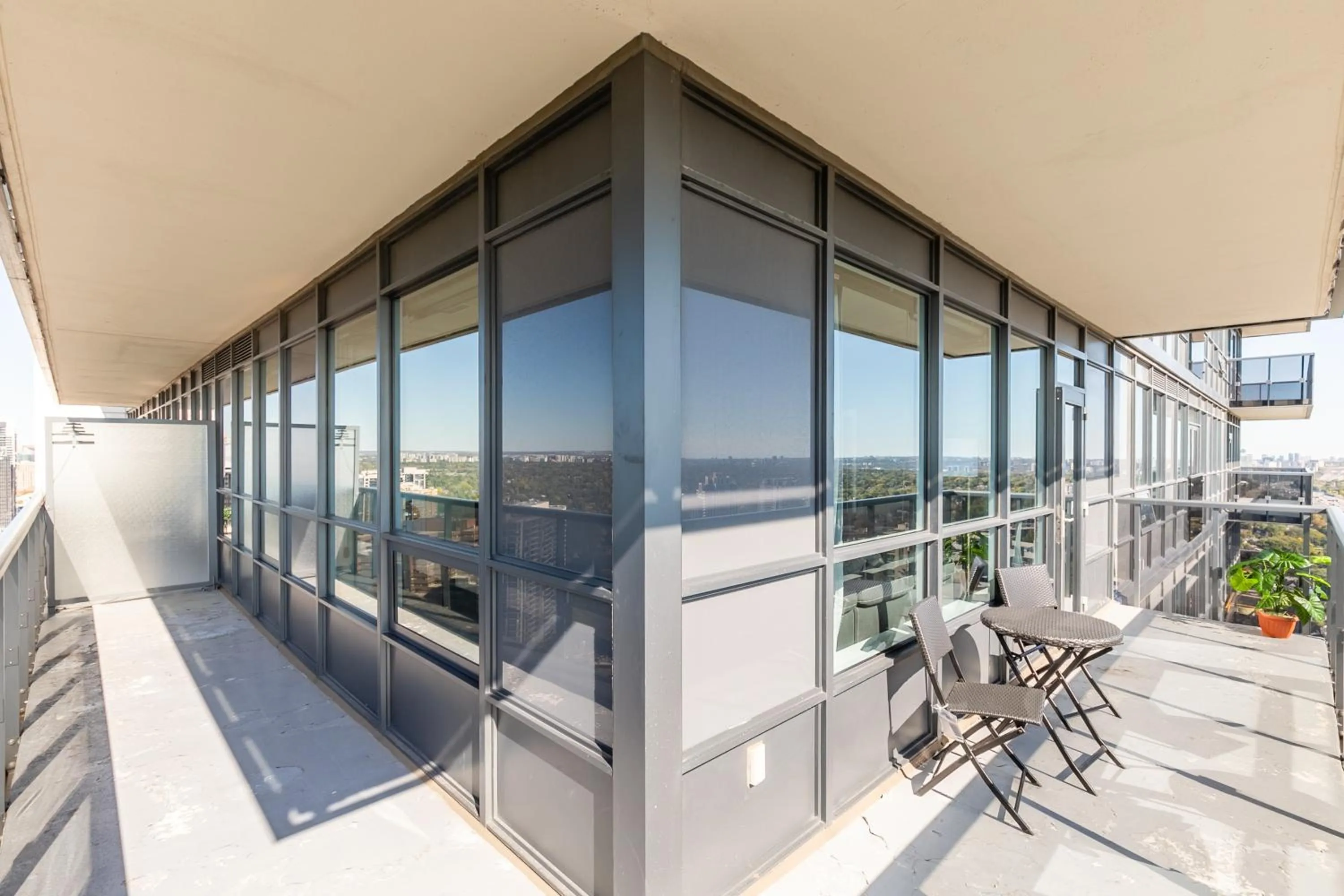 Balcony/Terrace in GLOBALSTAY Modern Apartments in North York Skyscraper