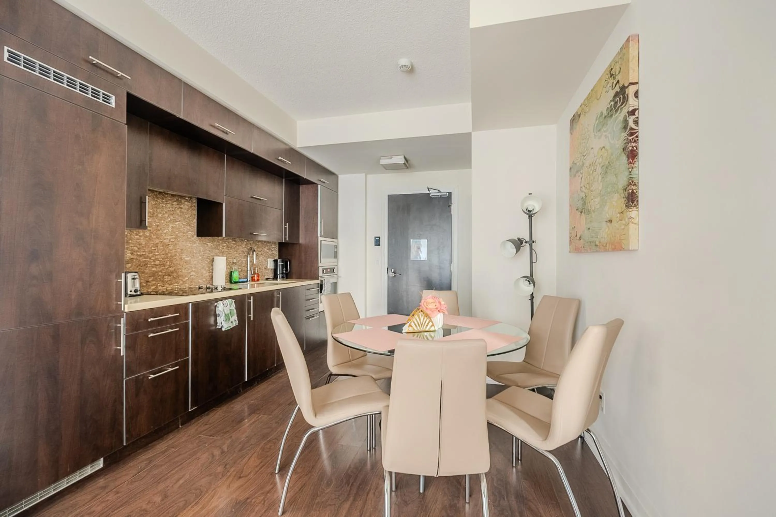 Kitchen or kitchenette in GLOBALSTAY Modern Apartments in North York Skyscraper