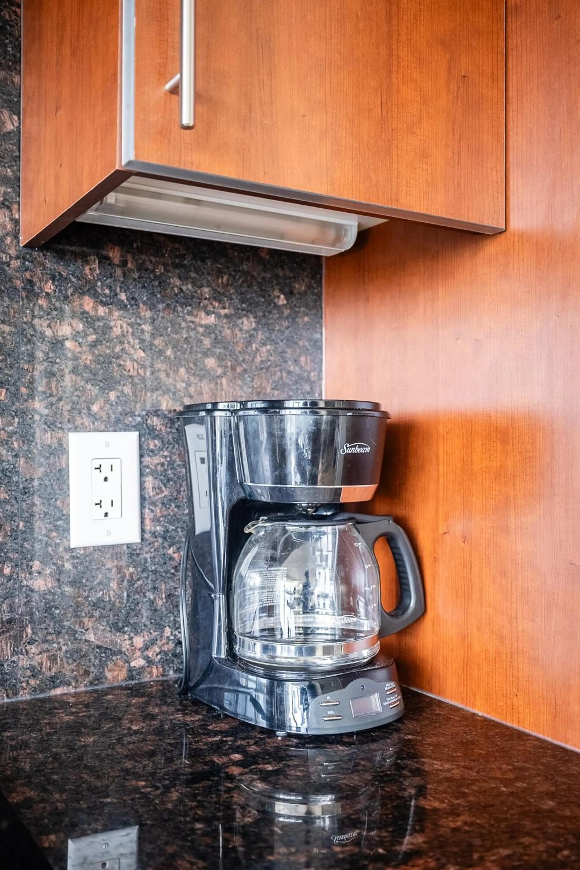 Coffee/tea facilities in GLOBALSTAY Modern Apartments in North York Skyscraper