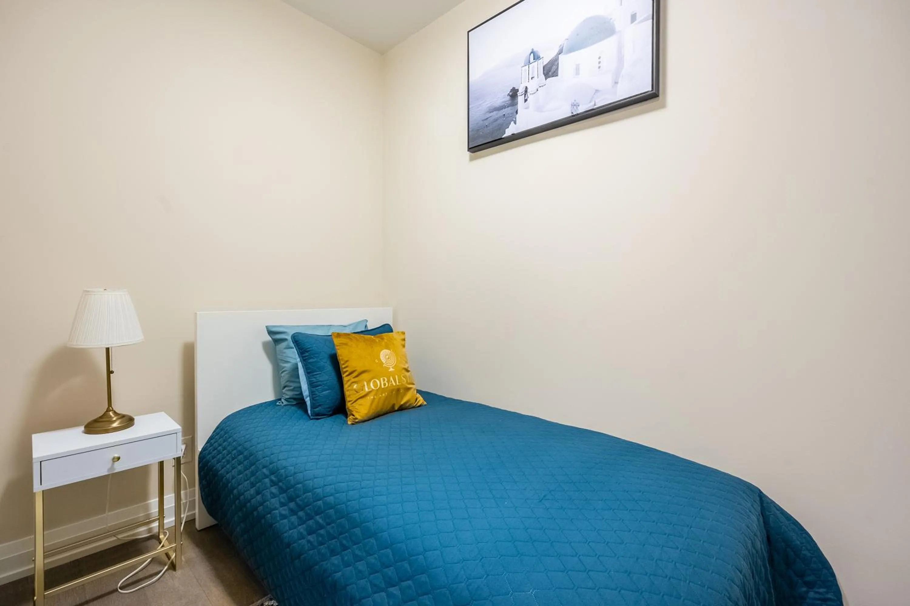 Bed in GLOBALSTAY Modern Apartments in North York Skyscraper