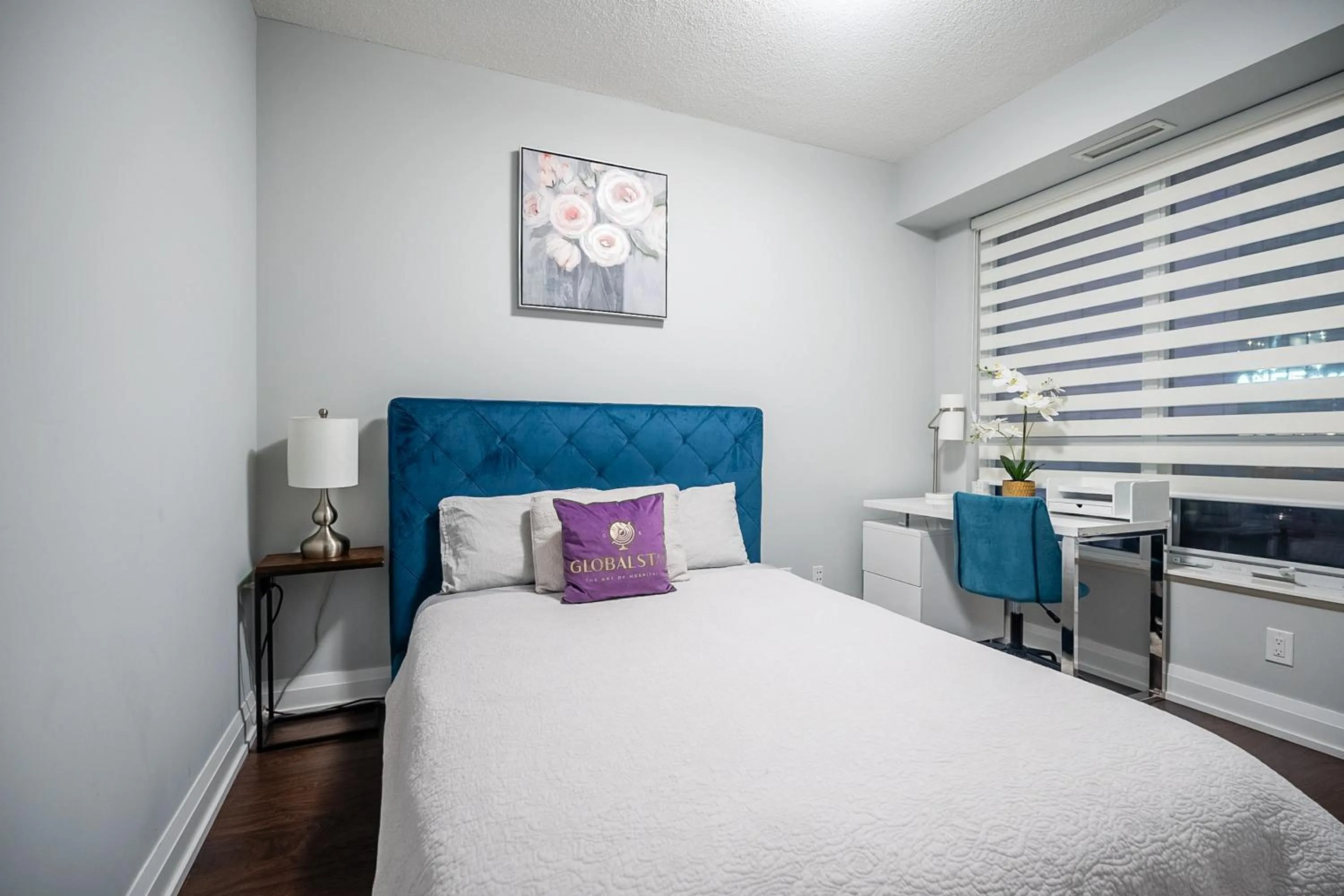 Bed in GLOBALSTAY Modern Apartments in North York Skyscraper