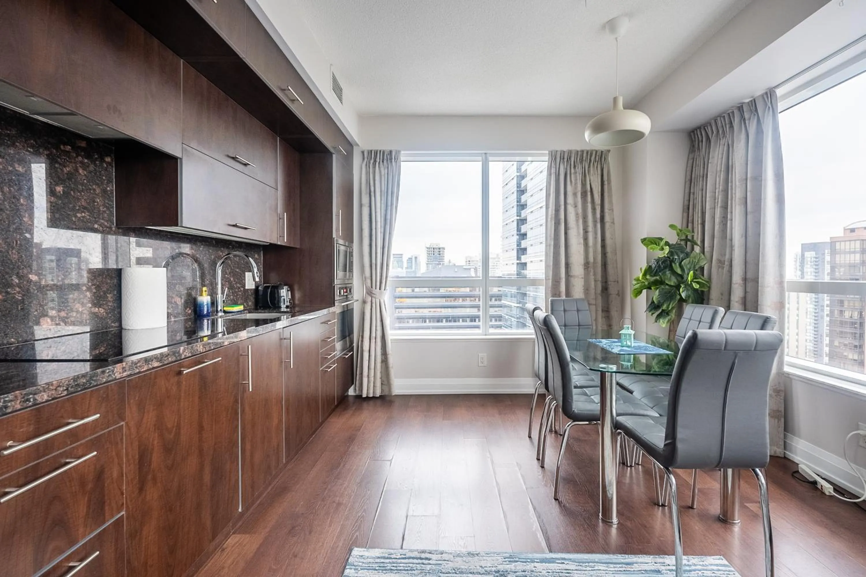 Kitchen or kitchenette in GLOBALSTAY Modern Apartments in North York Skyscraper