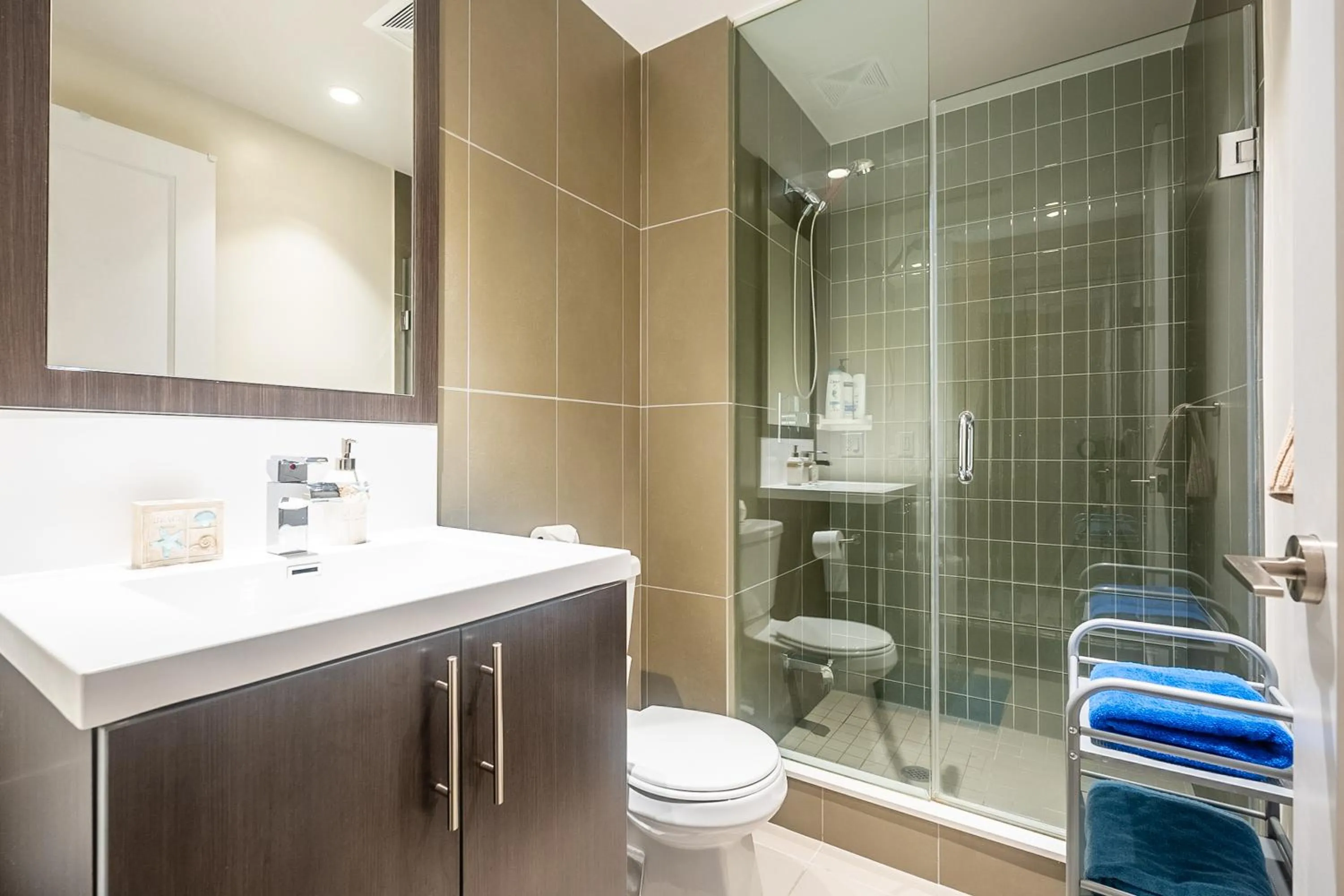 Bathroom in GLOBALSTAY Modern Apartments in North York Skyscraper