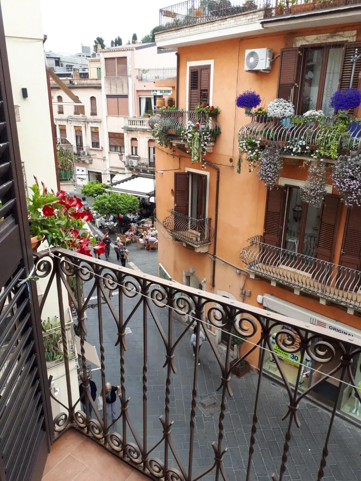 Triple Room with Shared Bathroom in B&B Villa Maria Ausilia