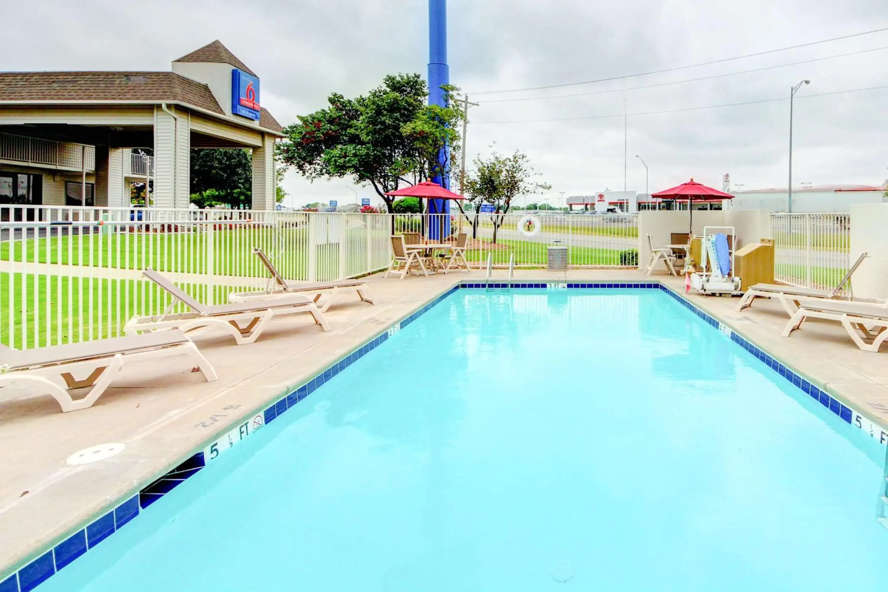 Studio 6 Midwest City, Ok - Oklahoma City Studio 6 Midwest City, Ok - Oklahoma City