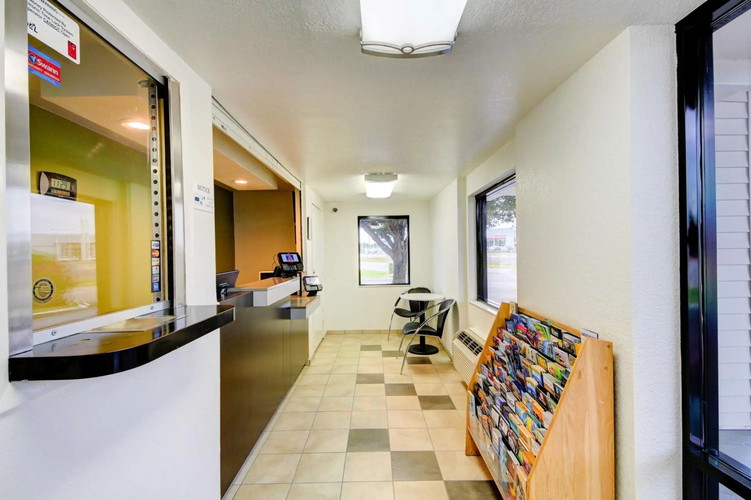 Lobby or reception in Studio 6 Midwest City, Ok - Oklahoma City Lobby or reception in Studio 6 Midwest City, Ok - Oklahoma City