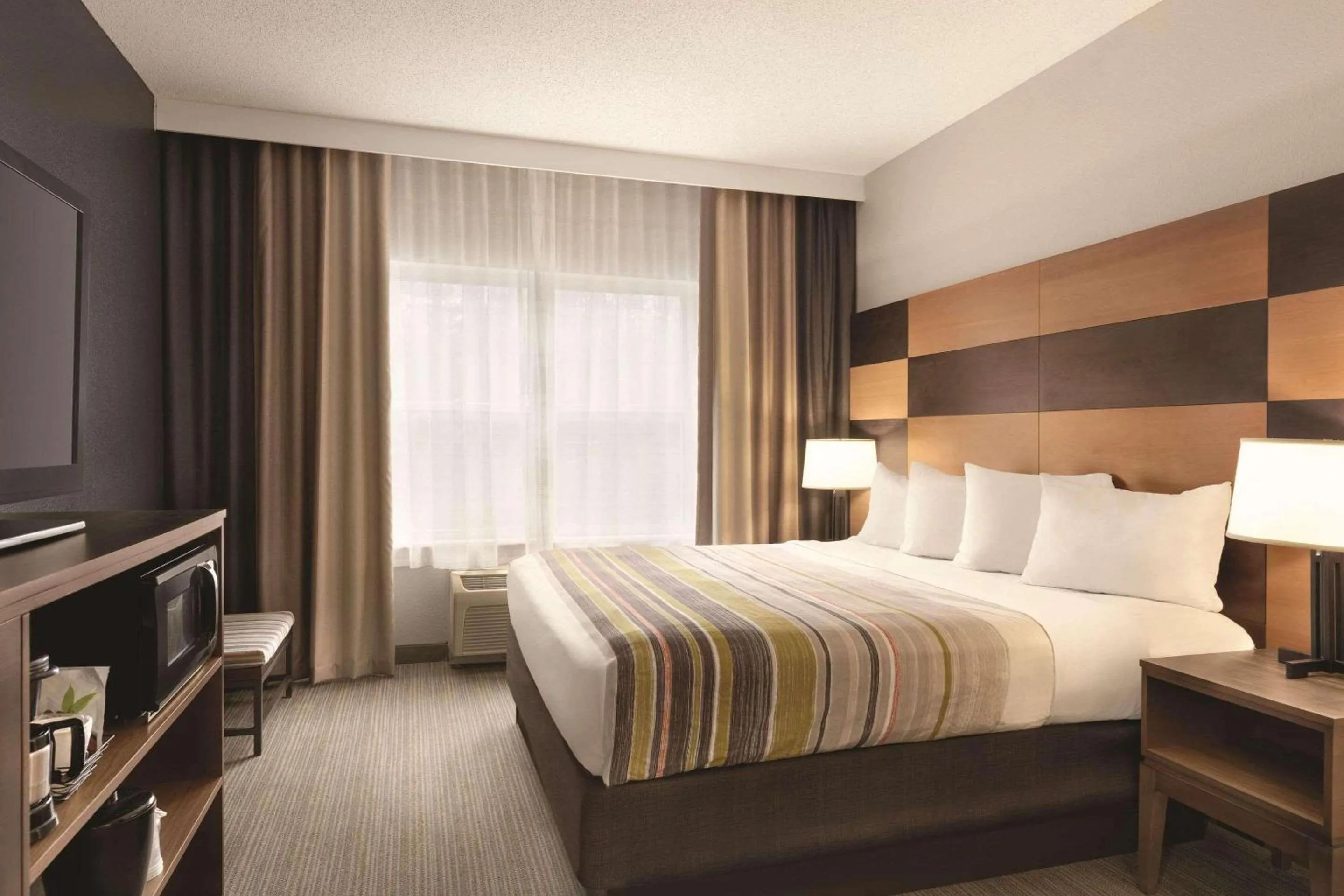 Bedroom, Bed in Country Inn & Suites by Radisson, Boone, NC