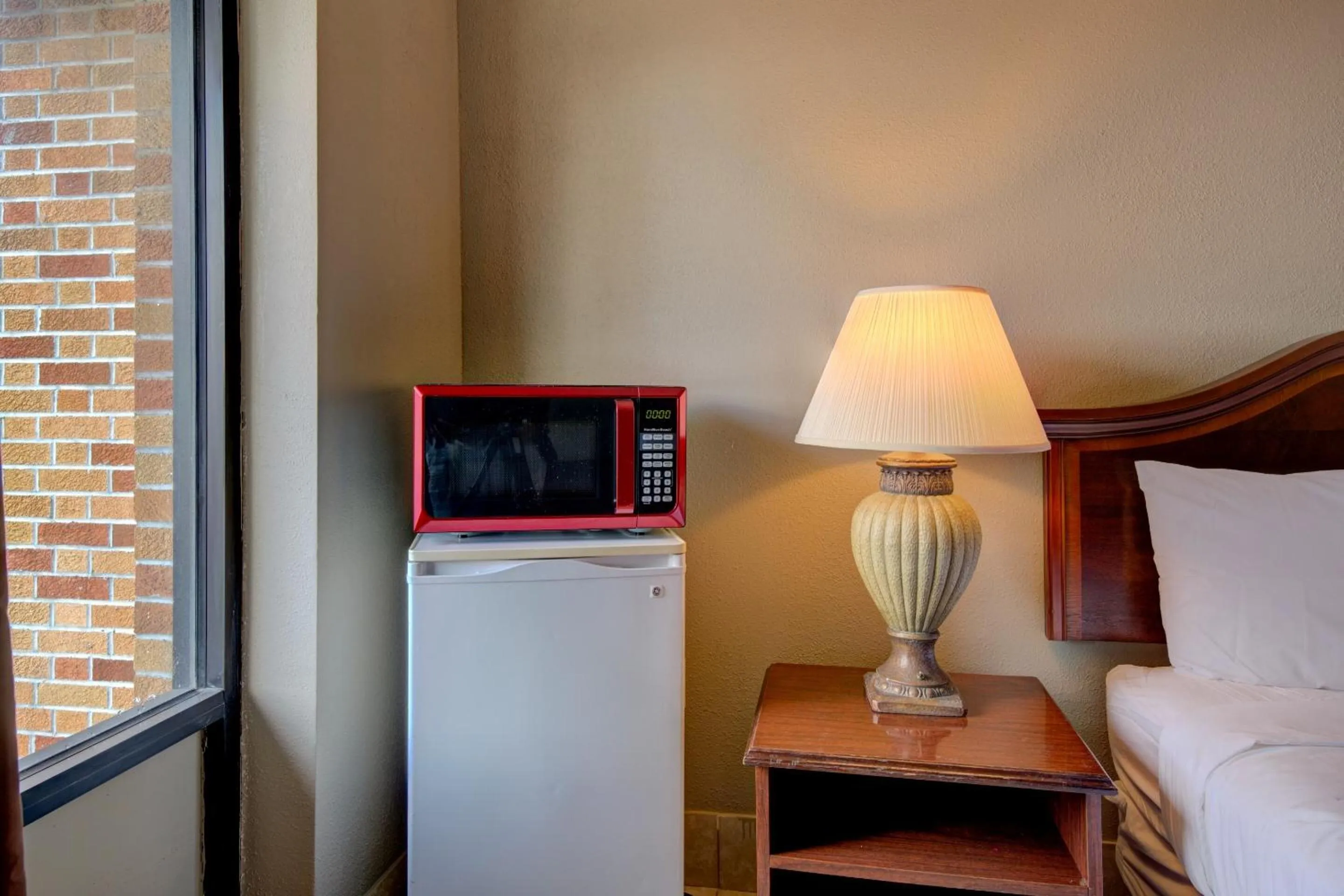 Bedroom in OYO Hotel Douglas GA US-441