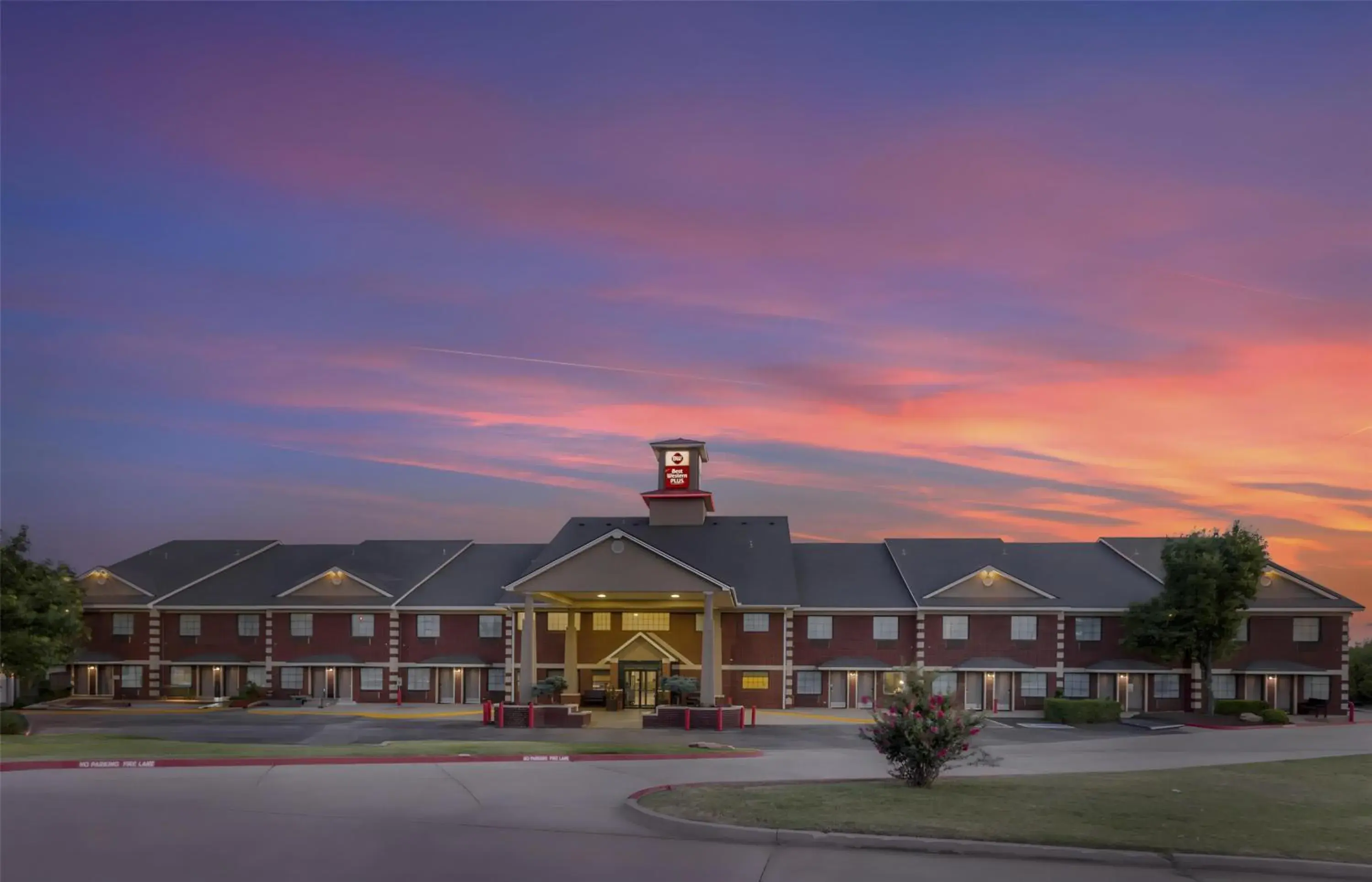 Property building in Best Western Plus Oklahoma City Yukon Property building in Best Western Plus Oklahoma City Yukon