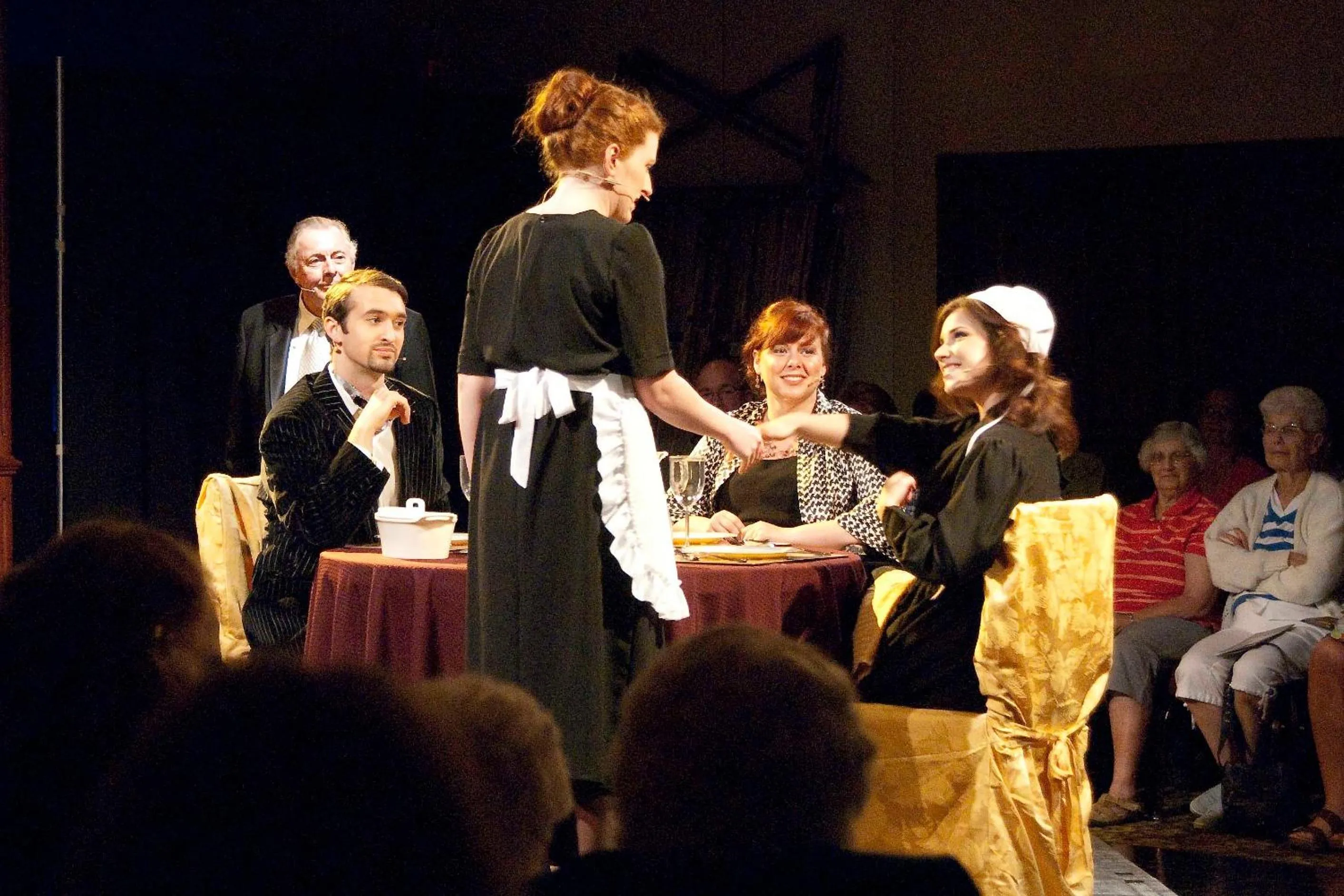 Evening entertainment in Carlisle Inn