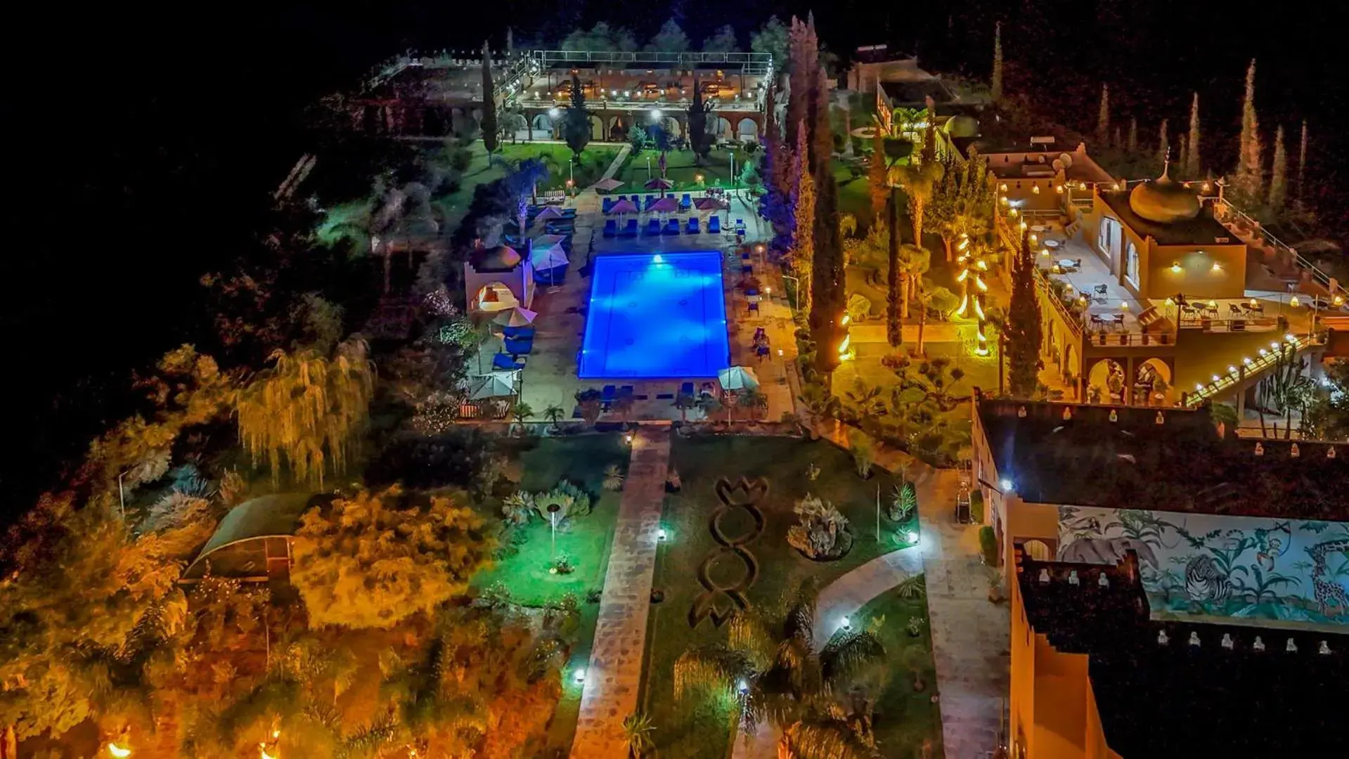 Swimming pool in Taj Atlas Wellness Boutique Hôtel & Spa Swimming pool in Taj Atlas Wellness Boutique Hôtel & Spa