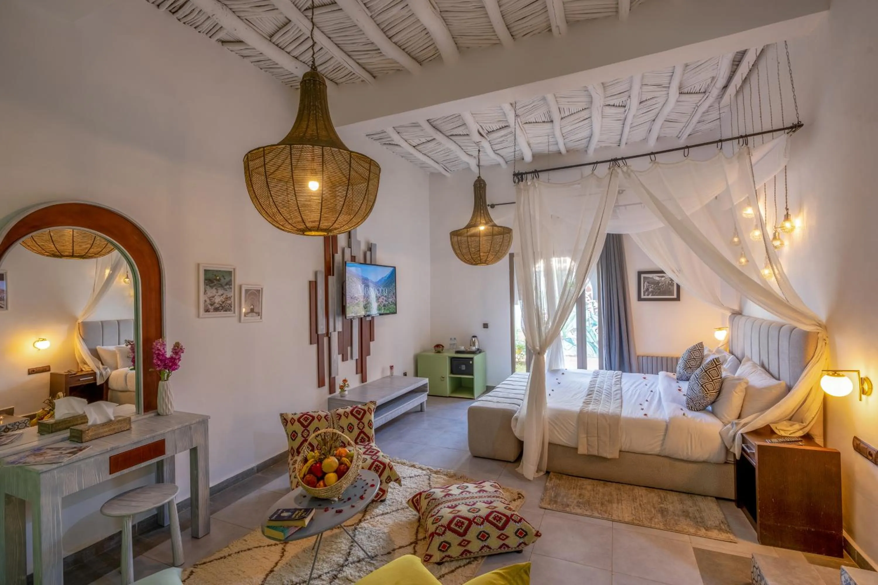 Bed in Taj Atlas Wellness Boutique Hôtel & Spa