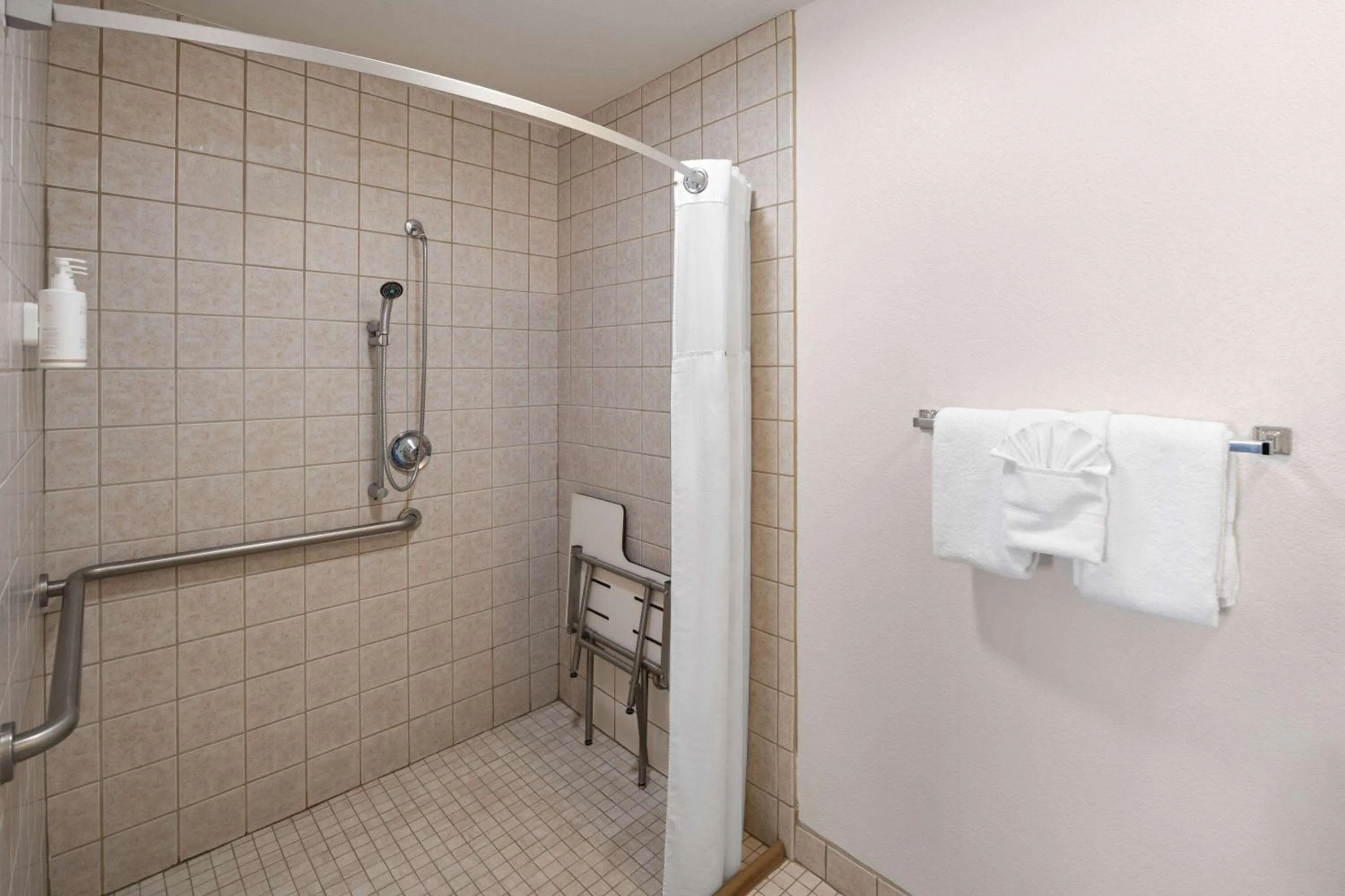 Shower in Super 8 by Wyndham Susanville