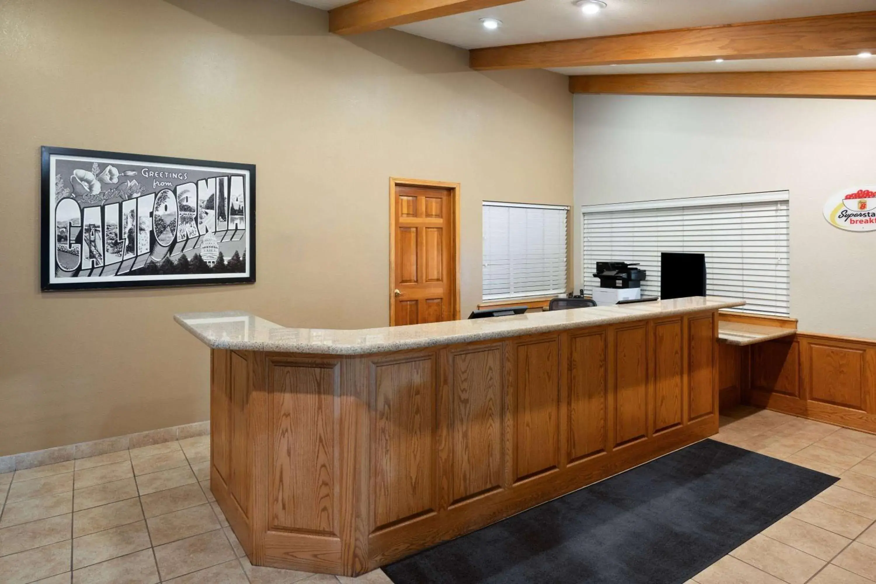 Lobby or reception in Super 8 by Wyndham Susanville Lobby or reception in Super 8 by Wyndham Susanville
