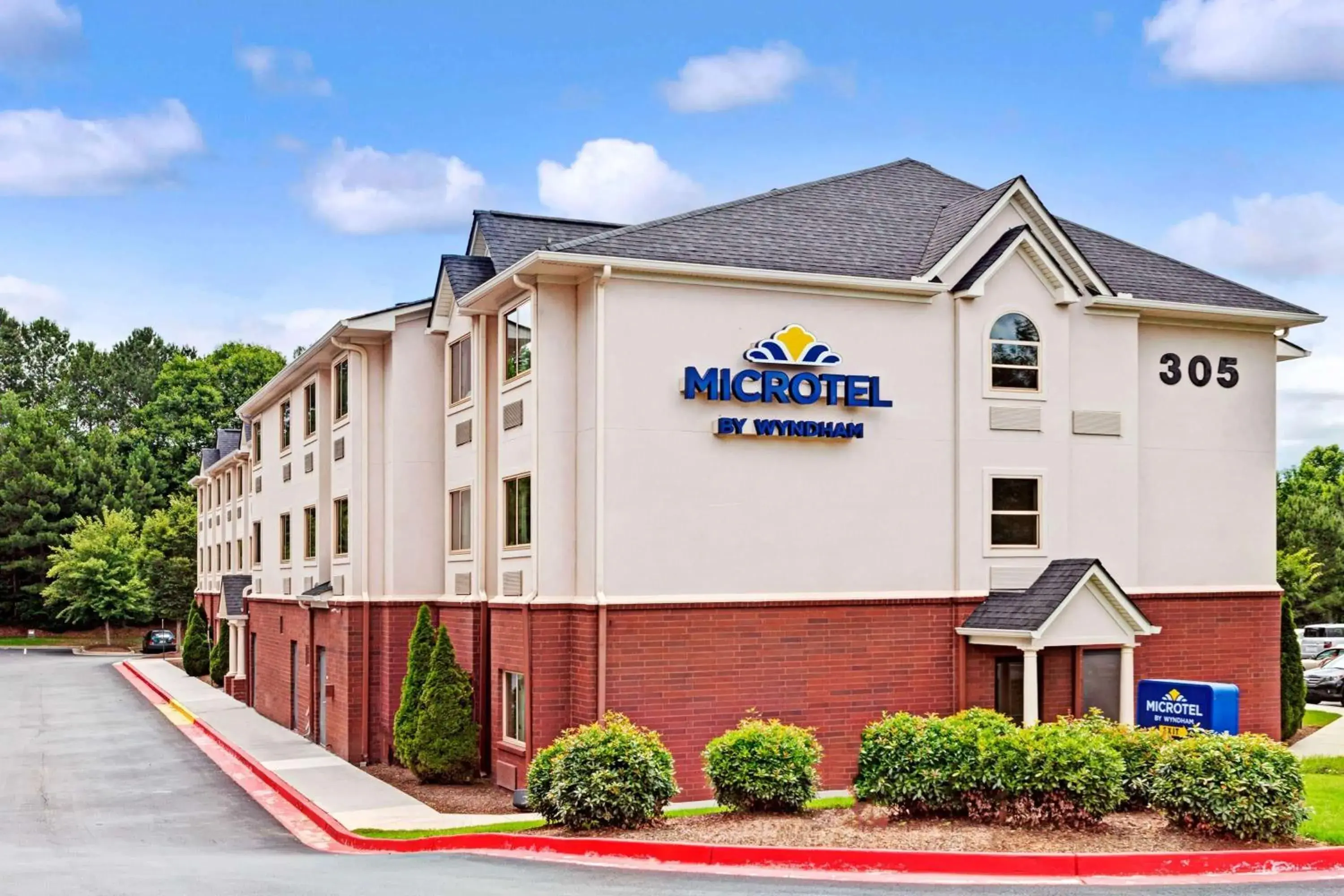 Property building in Microtel Inn & Suites by Wyndham Woodstock/Atlanta North Property building in Microtel Inn & Suites by Wyndham Woodstock/Atlanta North