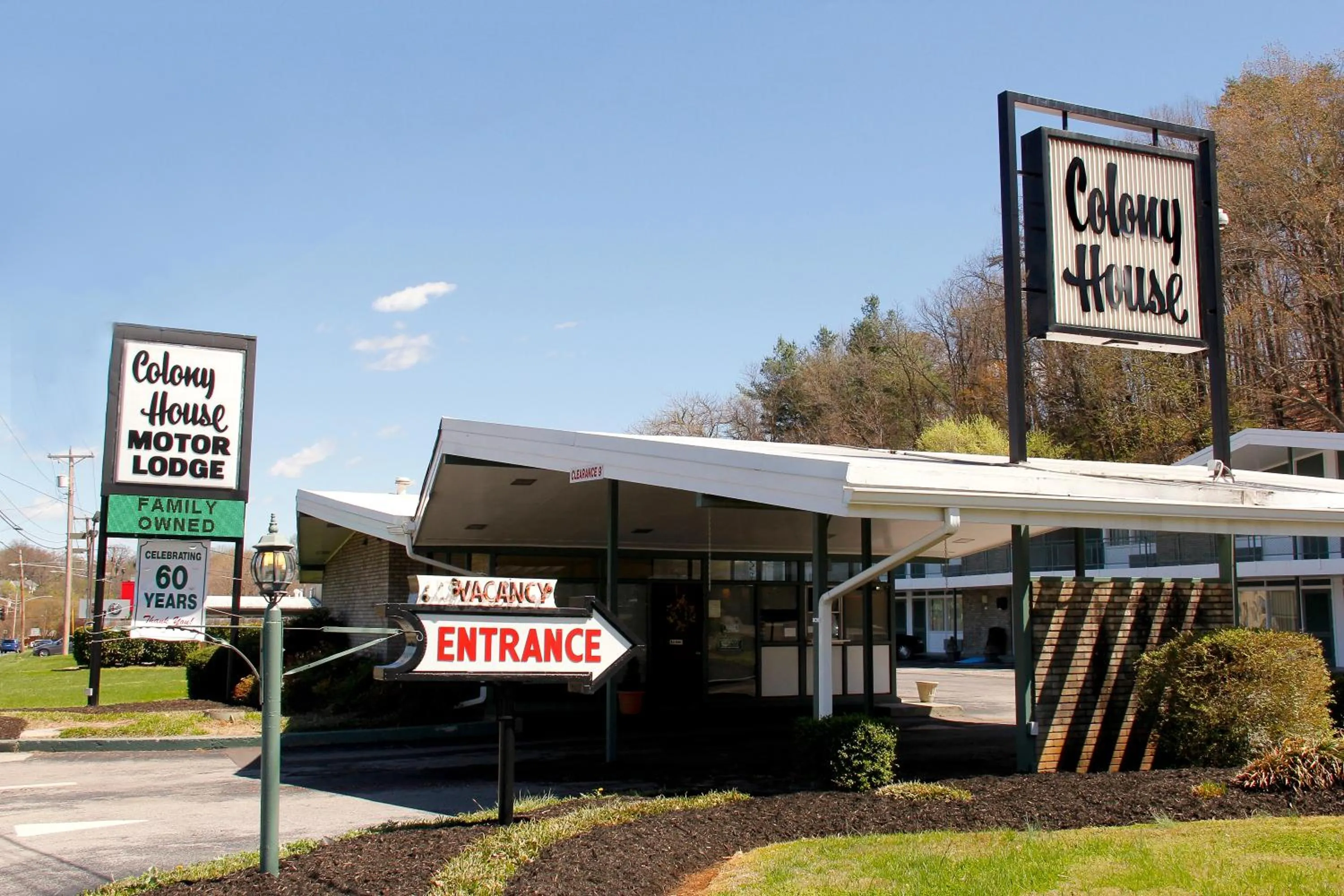 Street view in Colony House Motor Lodge