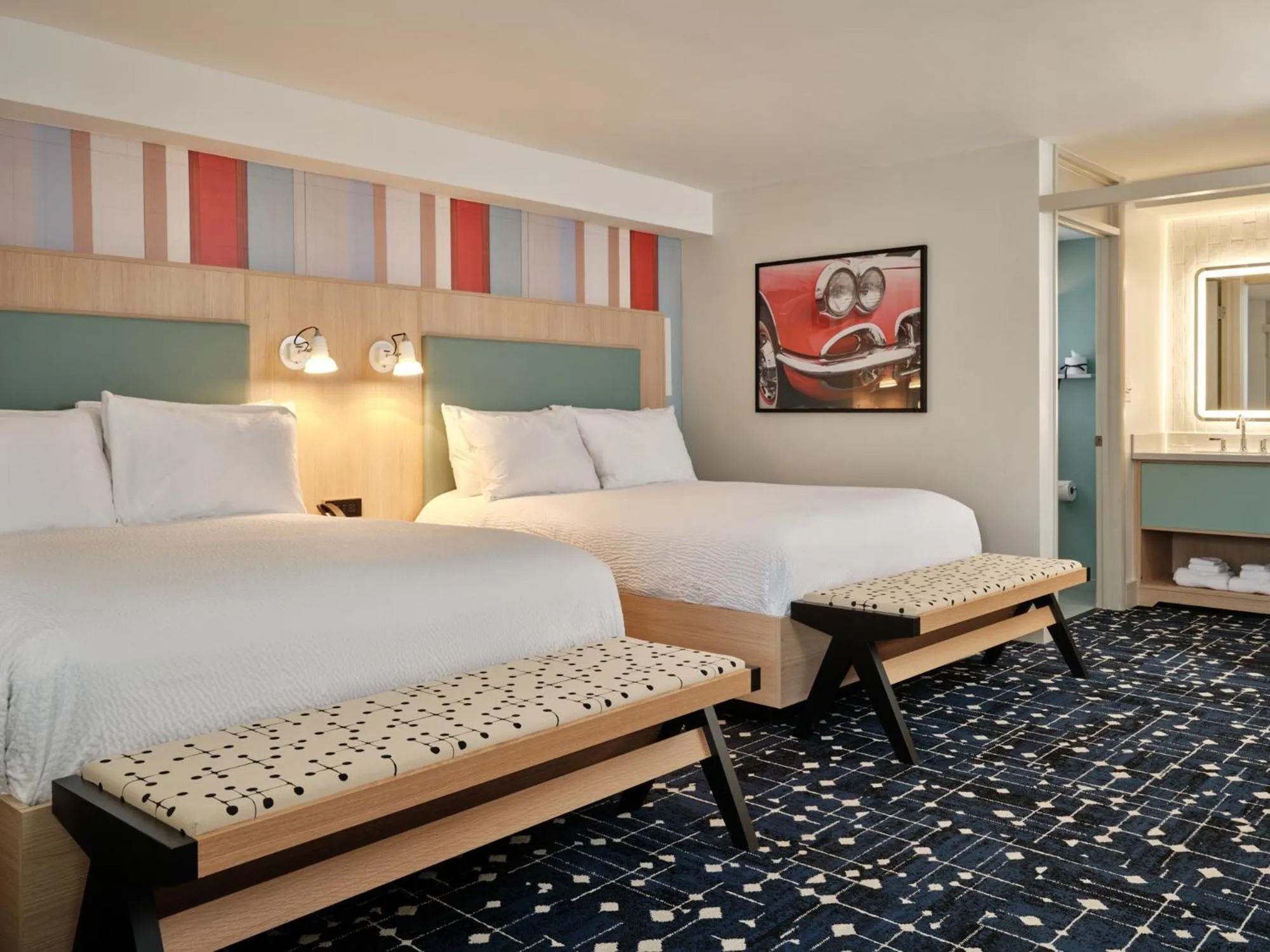 Bed in Colony House Motor Lodge