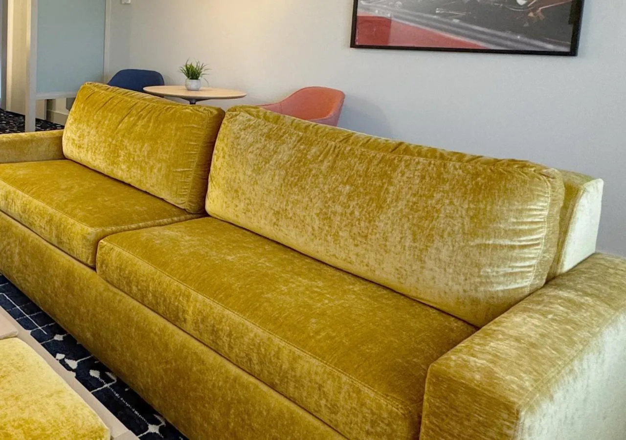 Seating area in Colony House Motor Lodge