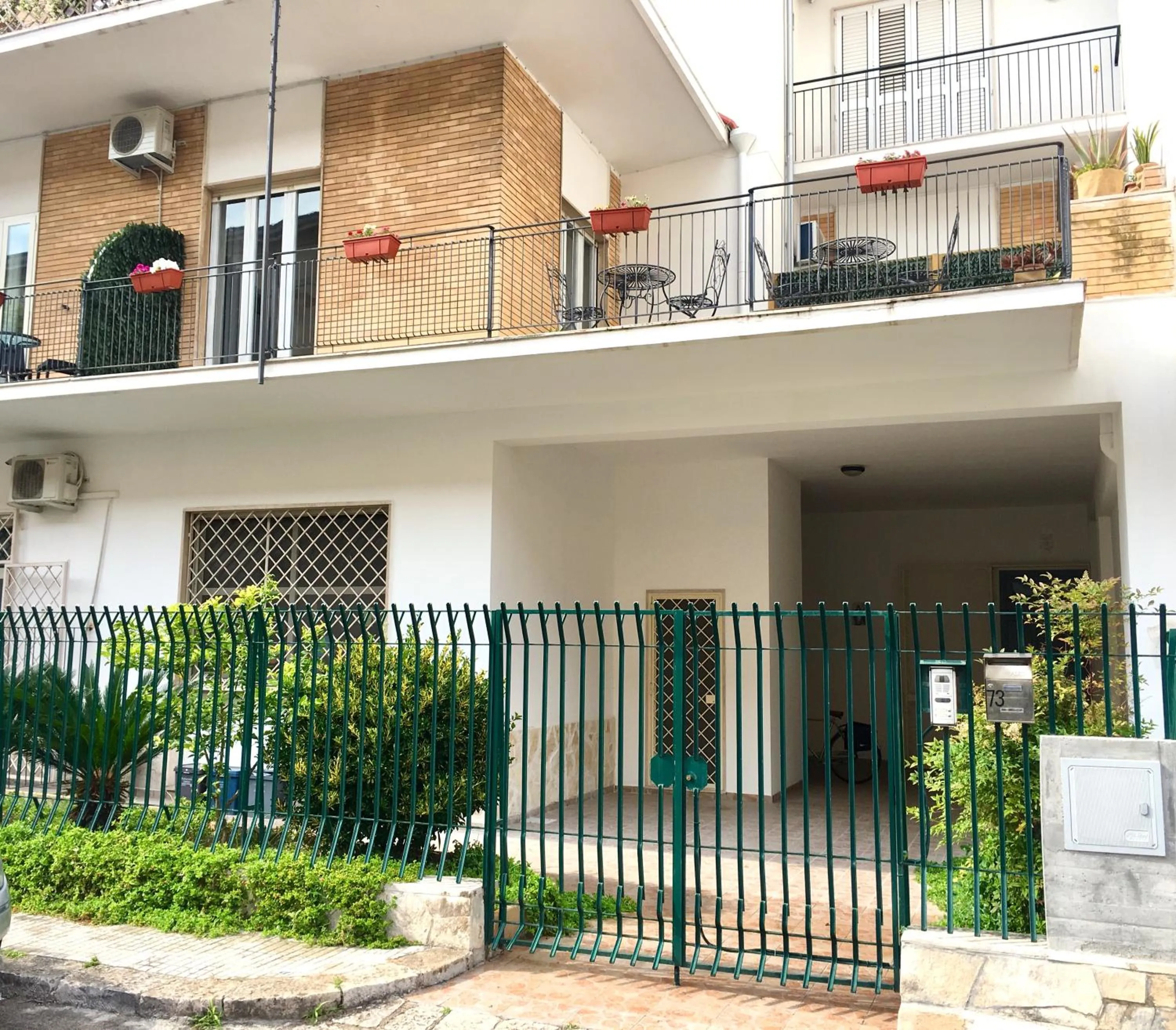 Facade/entrance in Rudiae Boutique