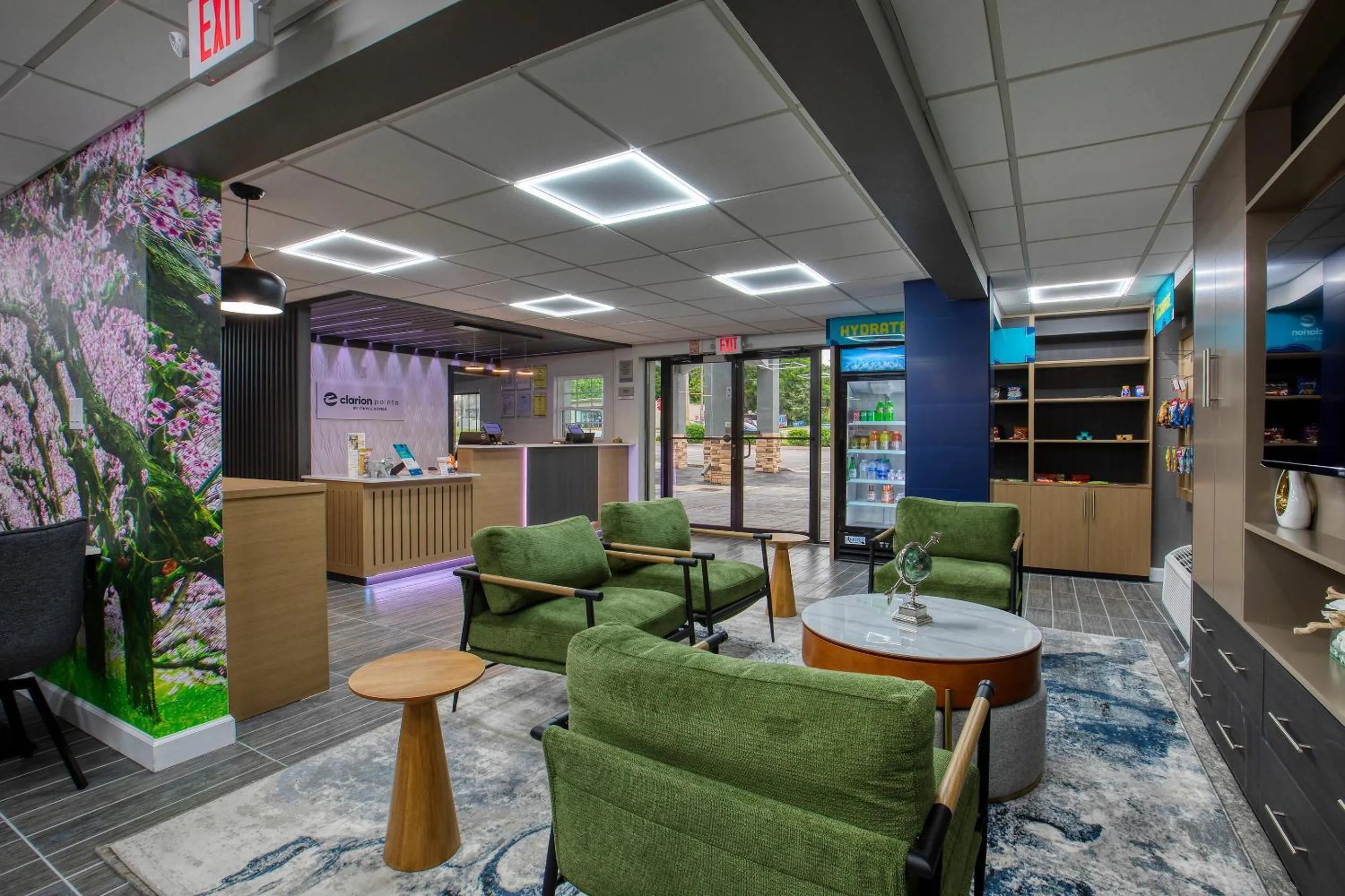 Lobby or reception in Clarion Pointe Decatur Downtown