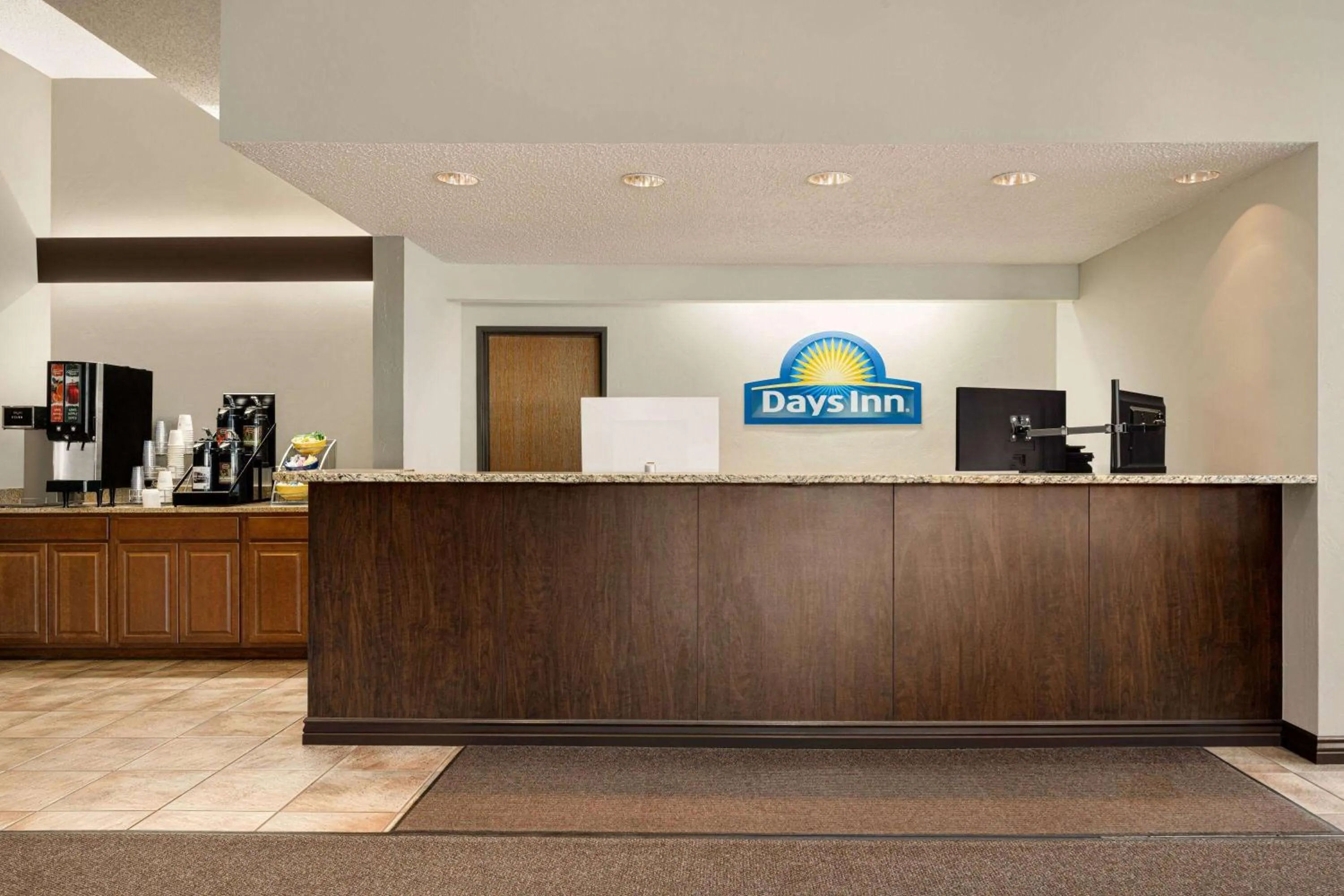 Lobby or reception in Days Inn by Wyndham Carbondale