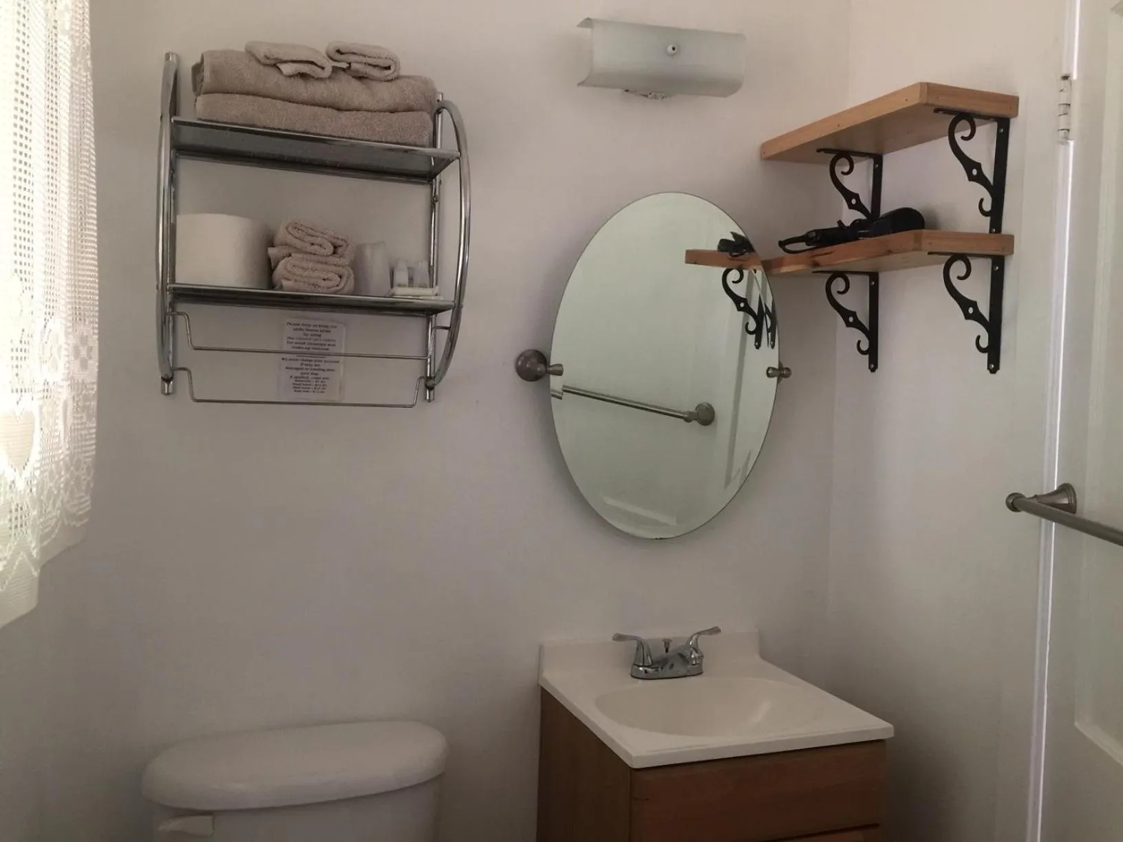 towels in Dunsmuir Lodge