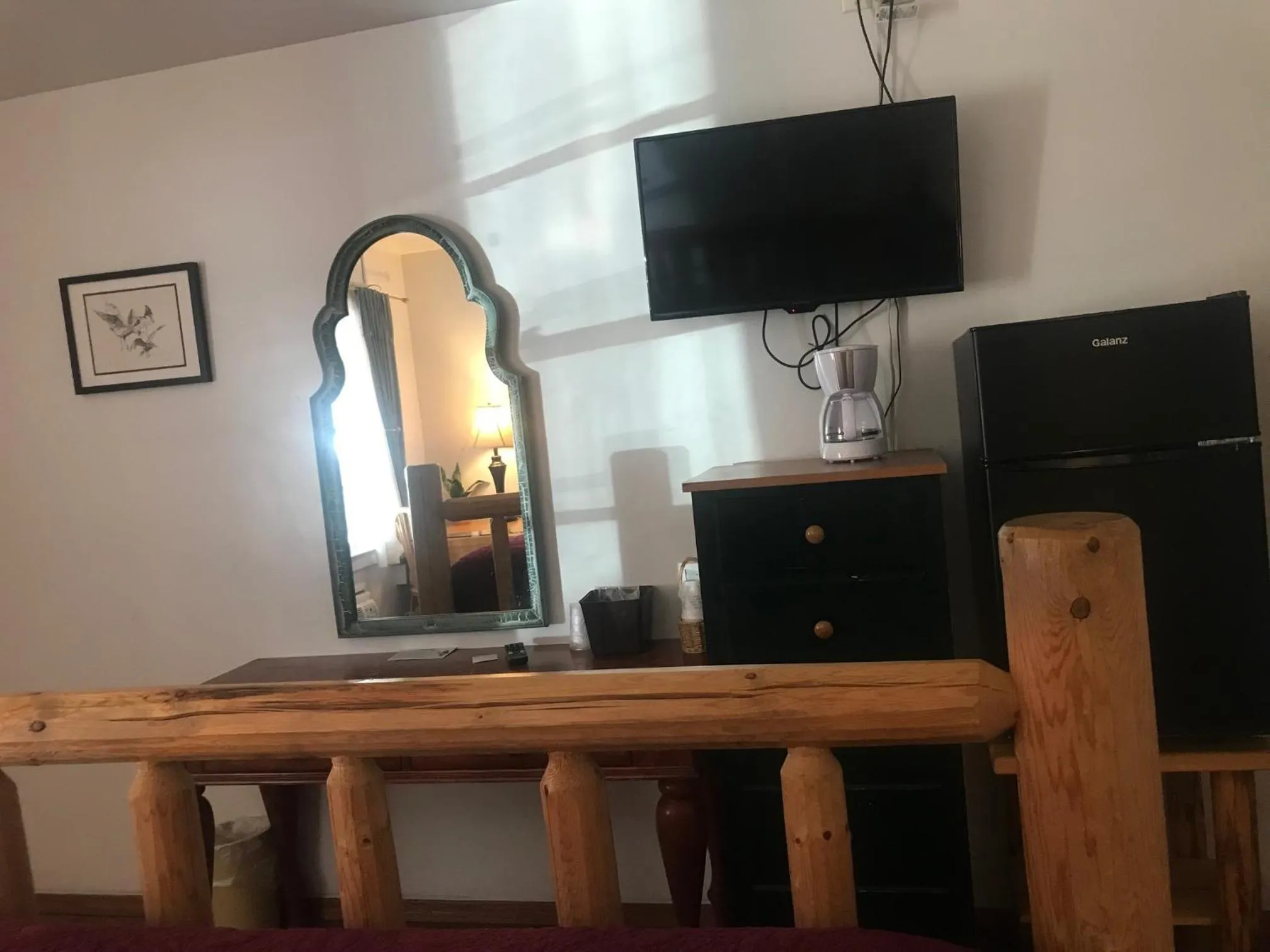 TV and multimedia in Dunsmuir Lodge