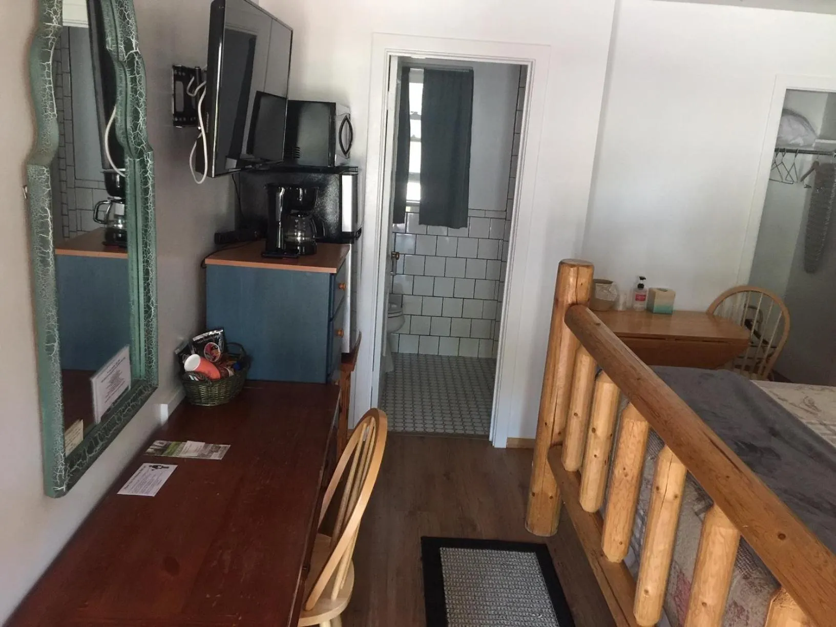 TV and multimedia in Dunsmuir Lodge