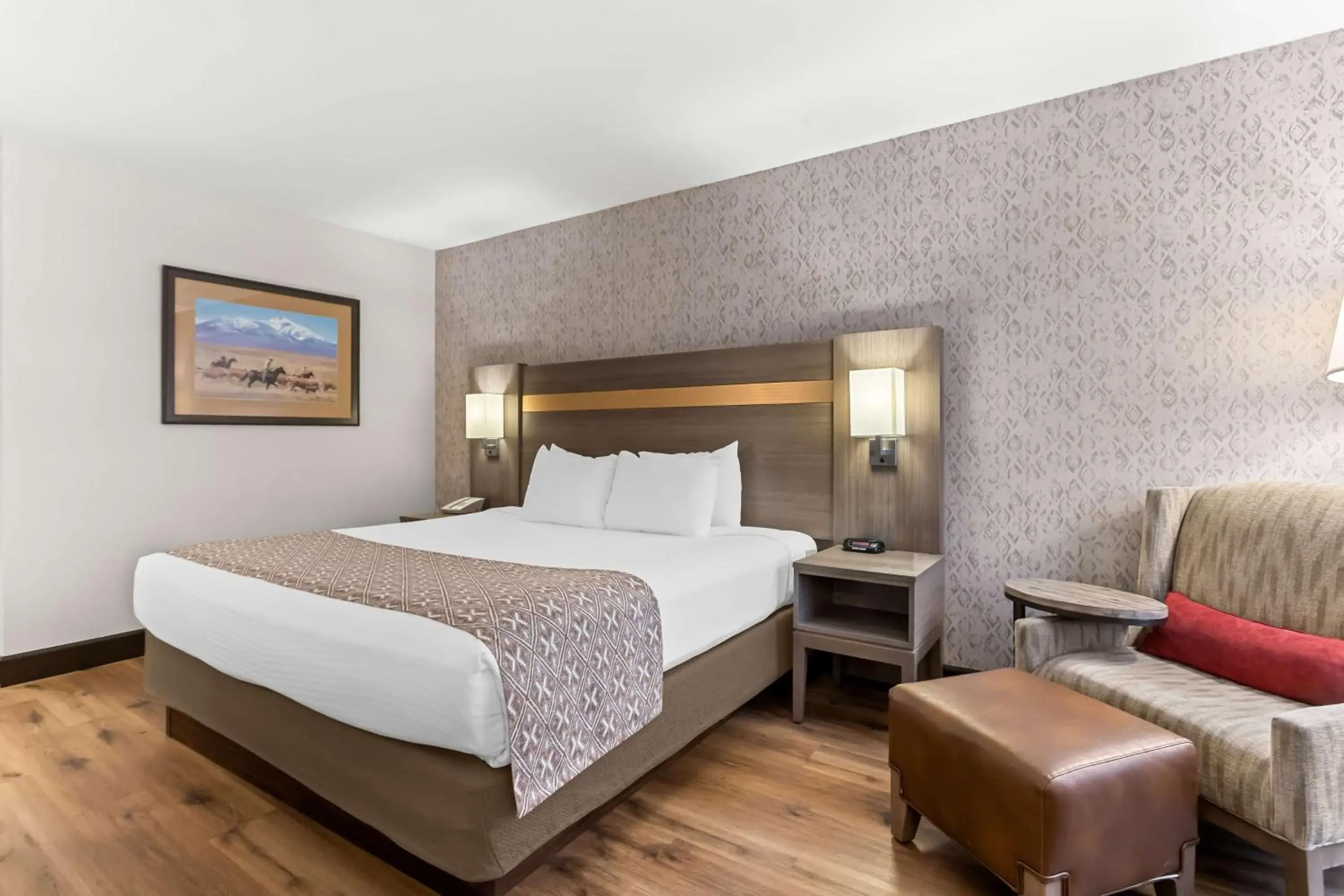 Bedroom, Bed in Best Western Moriarty Heritage Inn Bedroom, Bed in Best Western Moriarty Heritage Inn