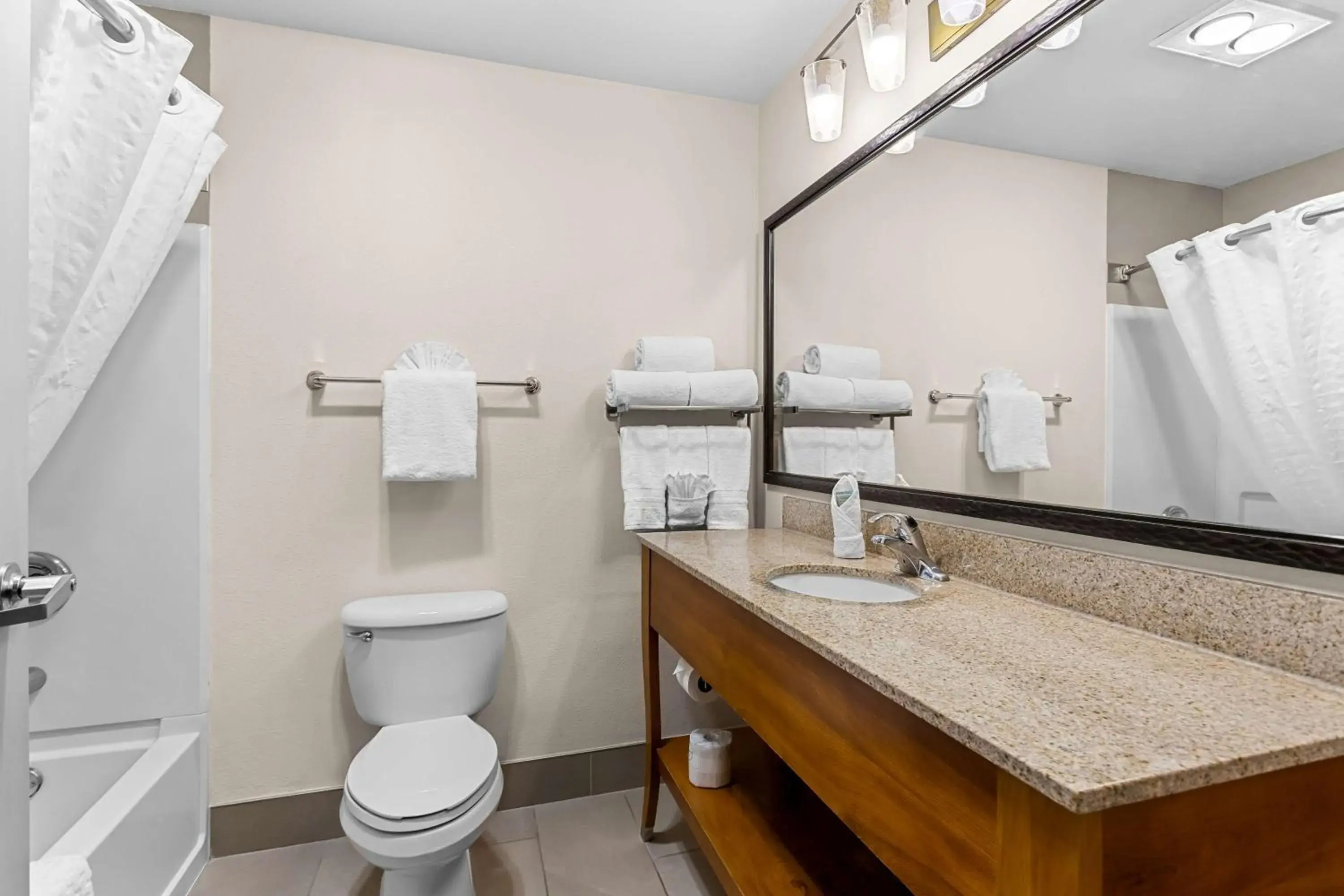 Bathroom in Best Western Moriarty Heritage Inn Bathroom in Best Western Moriarty Heritage Inn