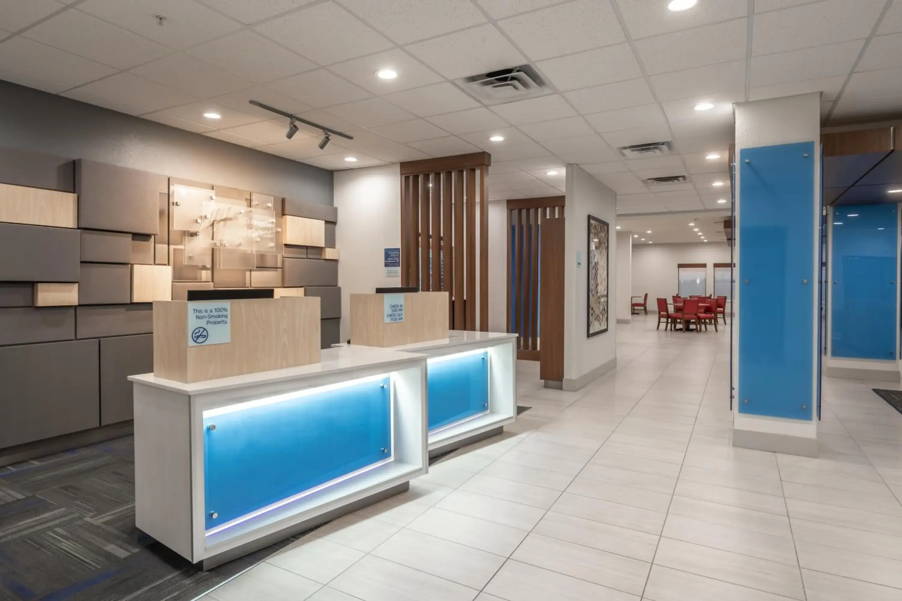 Lobby or reception in Holiday Inn Express & Suites N Waco Area - West by IHG Lobby or reception in Holiday Inn Express & Suites N Waco Area - West by IHG