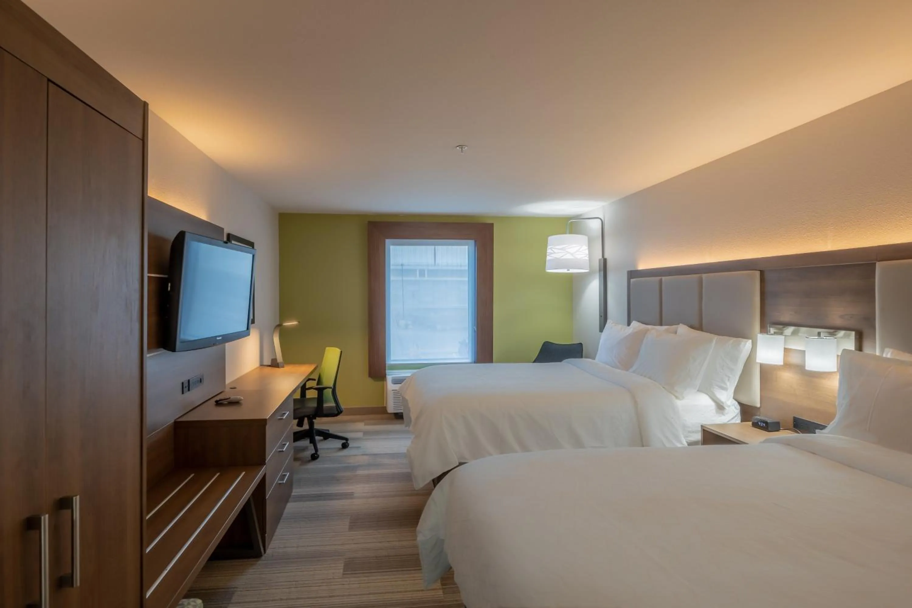 Photo of the whole room in Holiday Inn Express & Suites N Waco Area - West by IHG