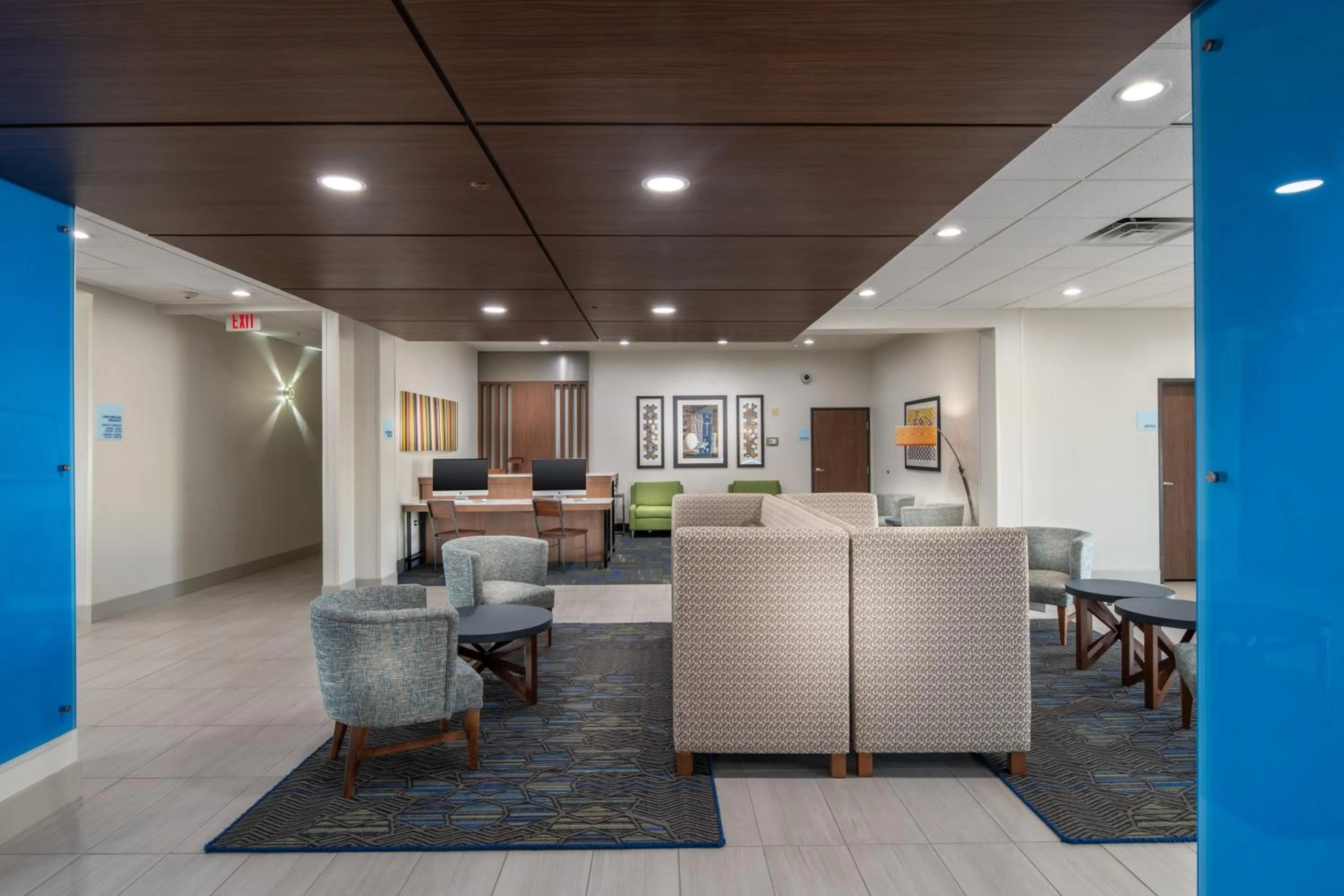 Holiday Inn Express & Suites N Waco Area - West by IHG
