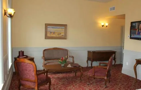 Living room in Windsor Hotel & Restaurant