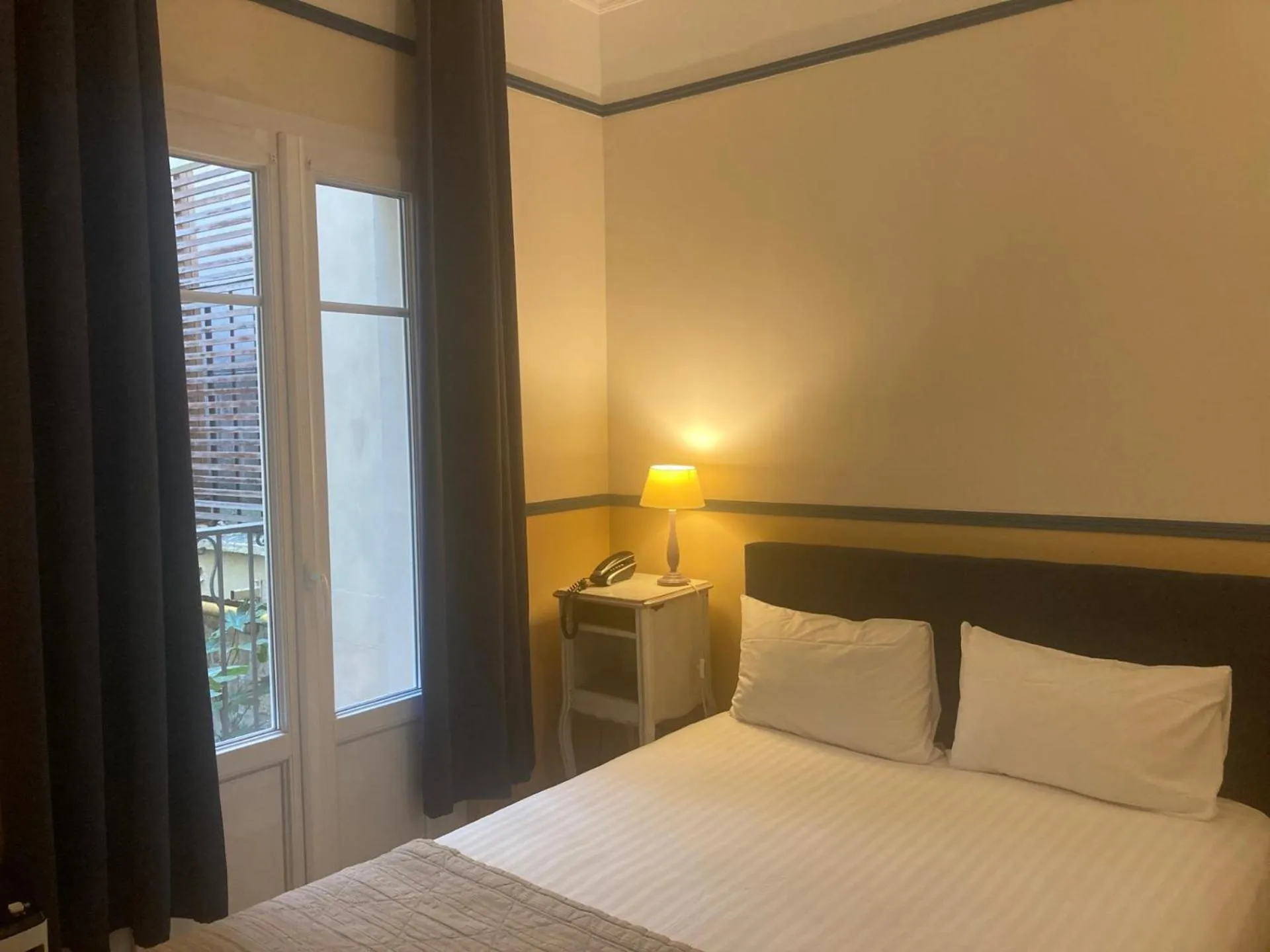 Bed in Hotel Boileau