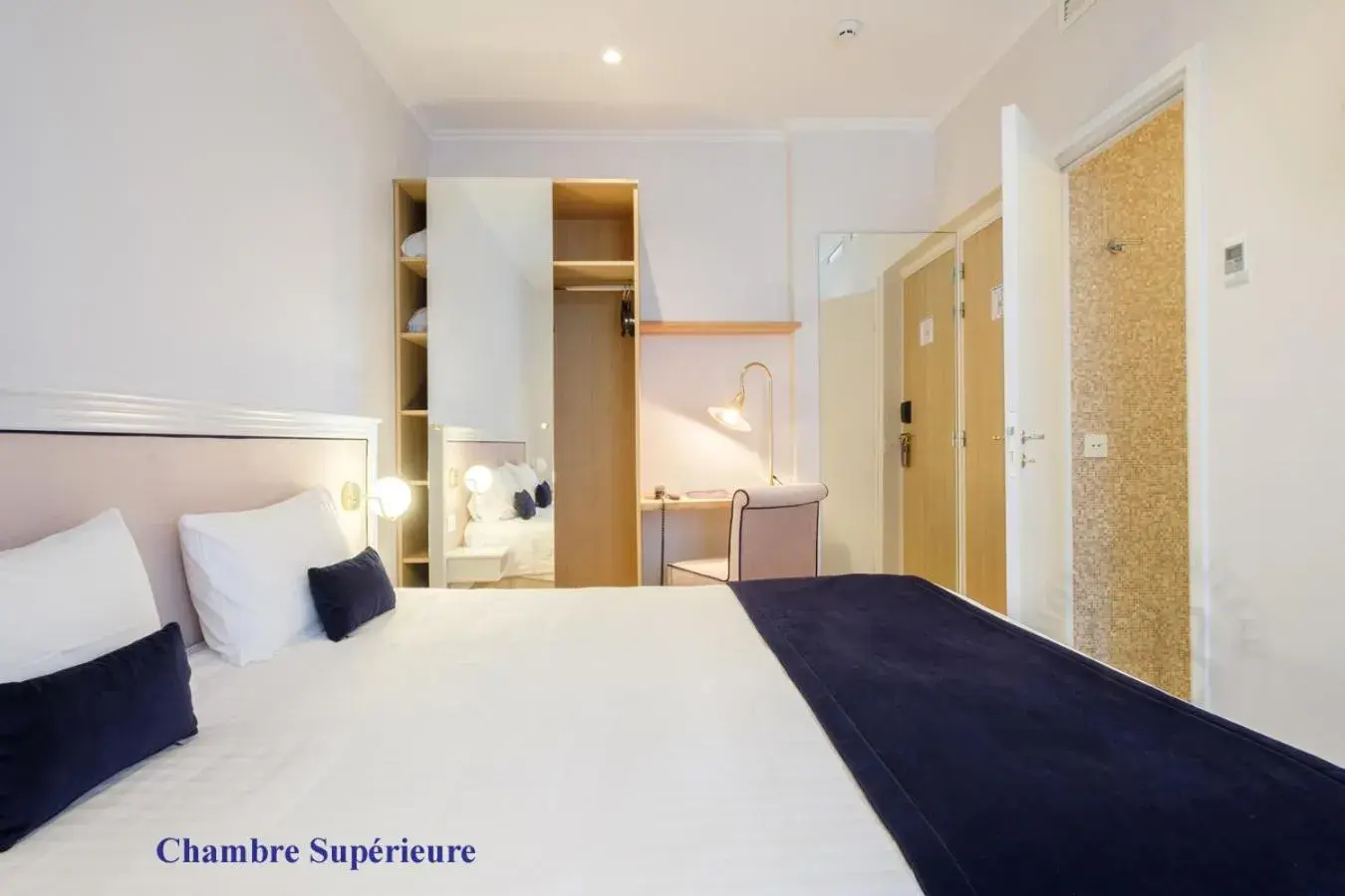 Superior Double or Twin Room in Hotel Boileau Superior Double or Twin Room in Hotel Boileau