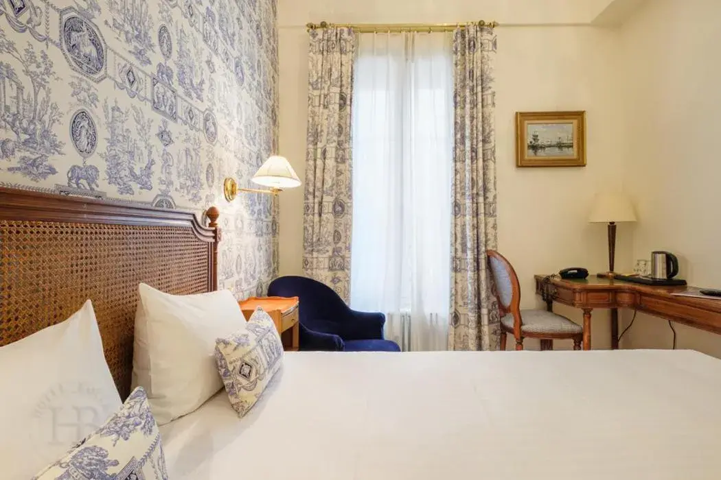 Superior Twin Room in Hotel Boileau Superior Twin Room in Hotel Boileau