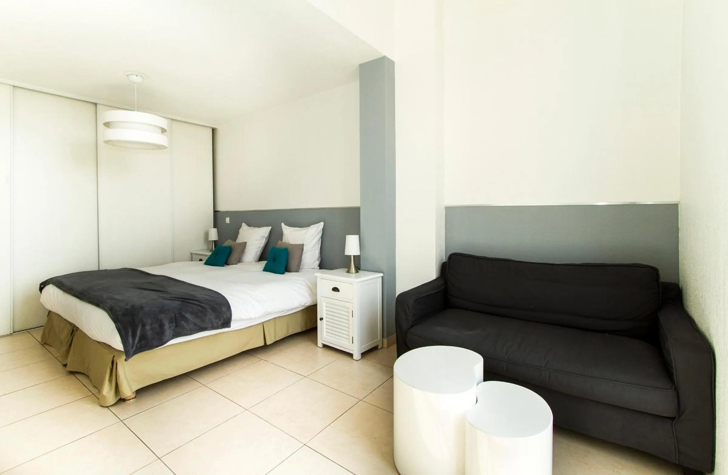 Photo of the whole room, Bed in Florella République Apartment