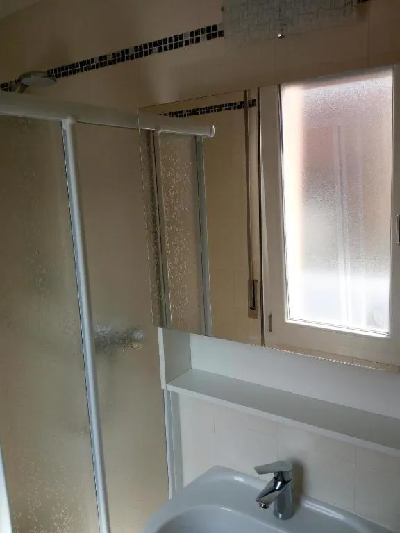 Double or Twin Room with Private Bathroom in HOTEL OTELLO