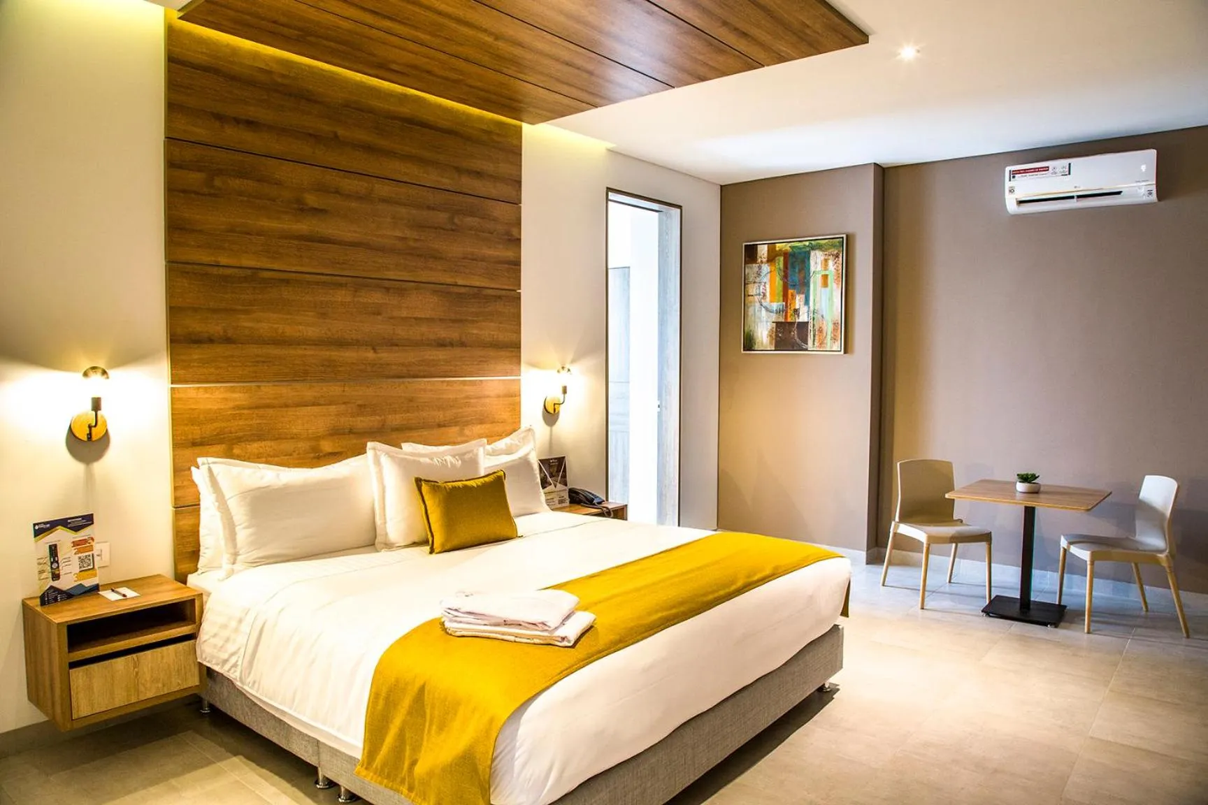 Bed in Hotel Pance 122 Wellness Spa