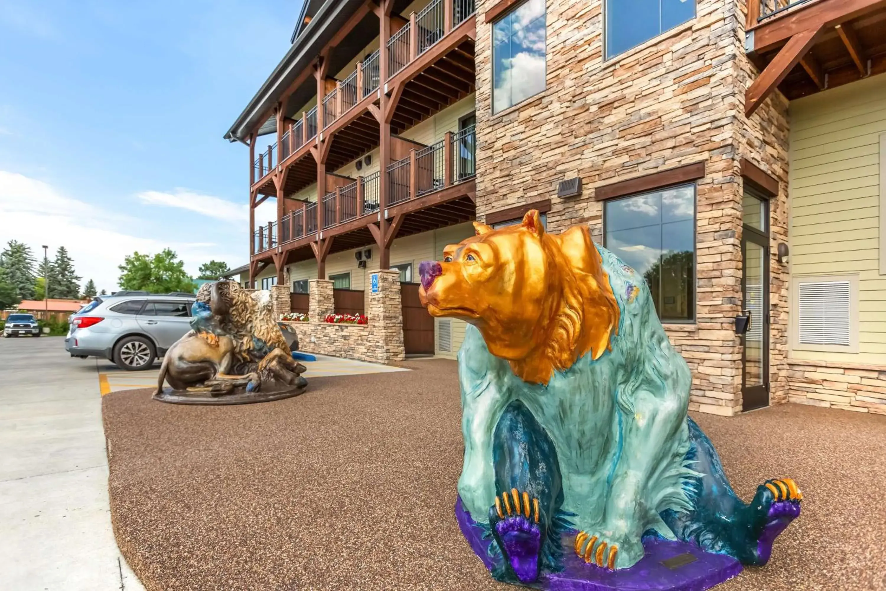 Property building in Best Western Premier Ivy Inn & Suites Property building in Best Western Premier Ivy Inn & Suites