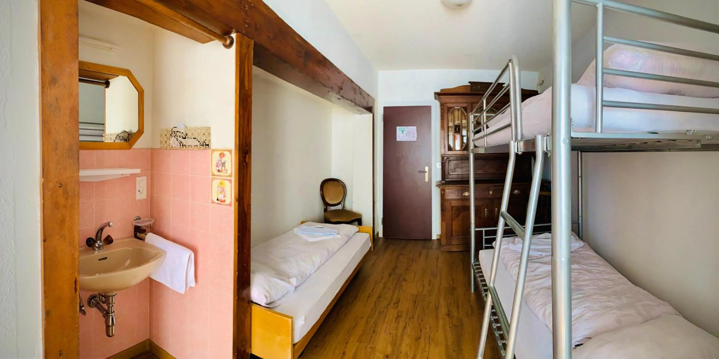 Bed in Weisses Rössli