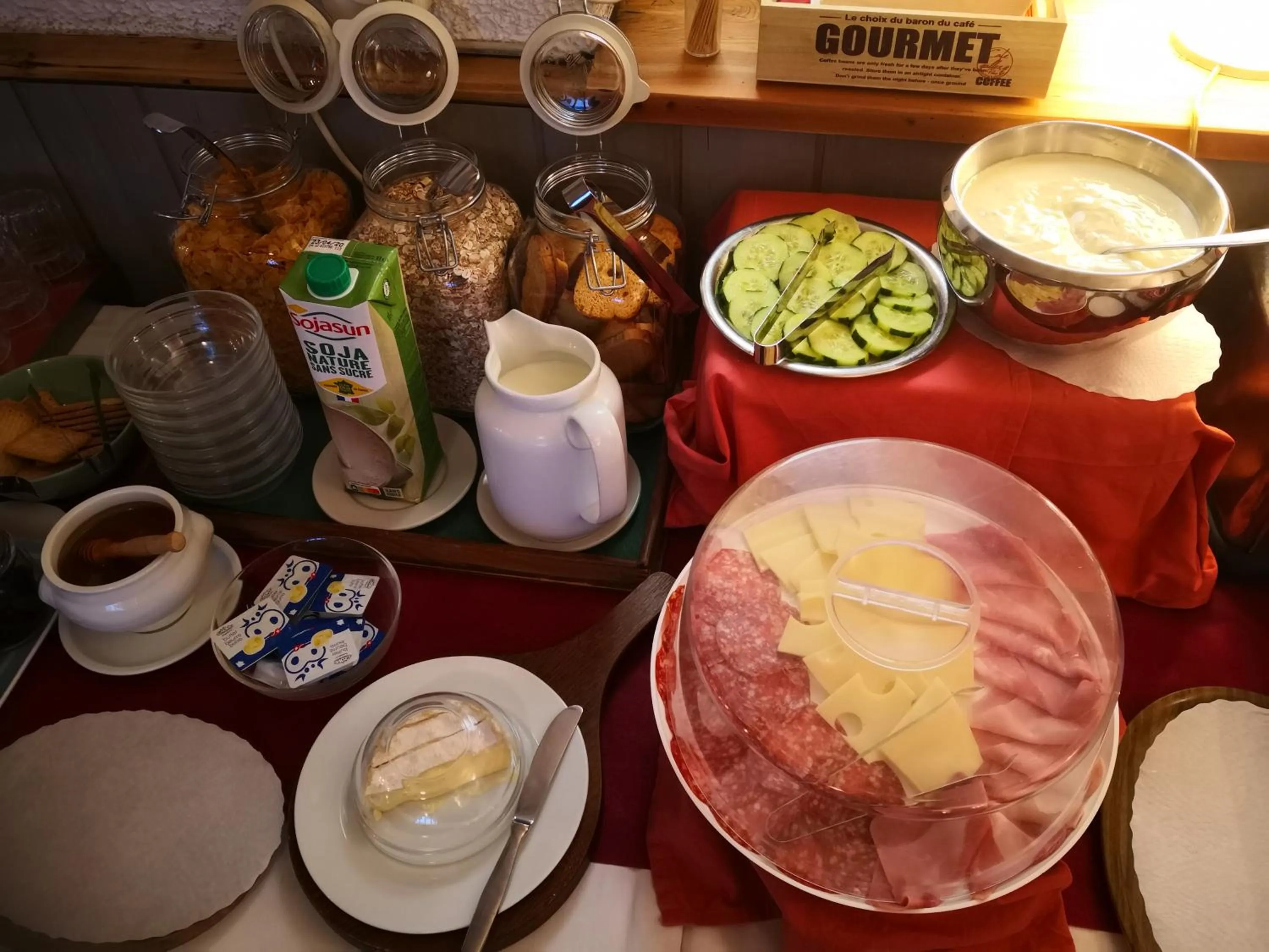 Breakfast in Weisses Rössli