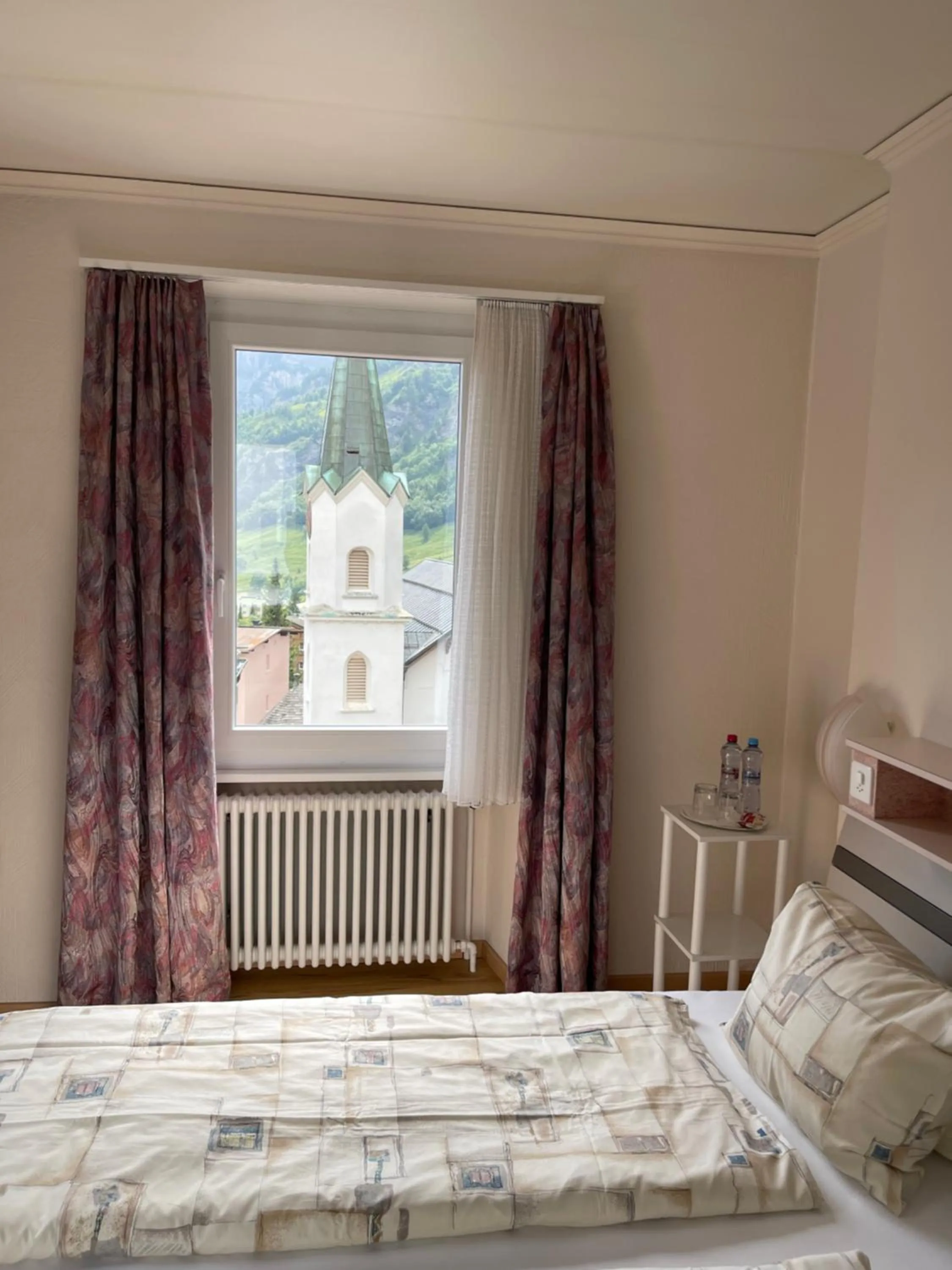 Bed in Weisses Rössli